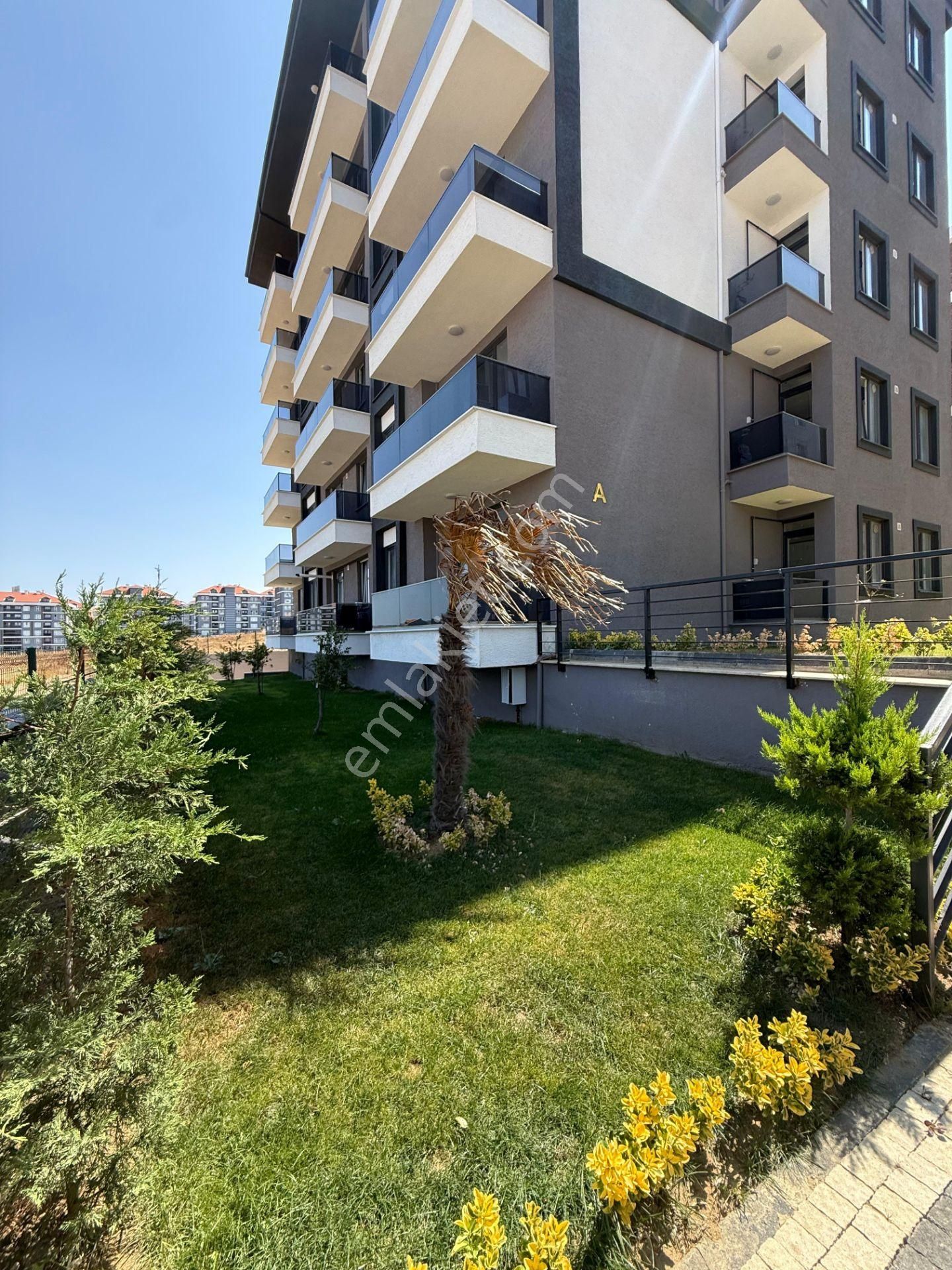 Silivri Yenimahalle De 3+1 Satılık Sıfır Daireler ( New Life ) - Görsel 3