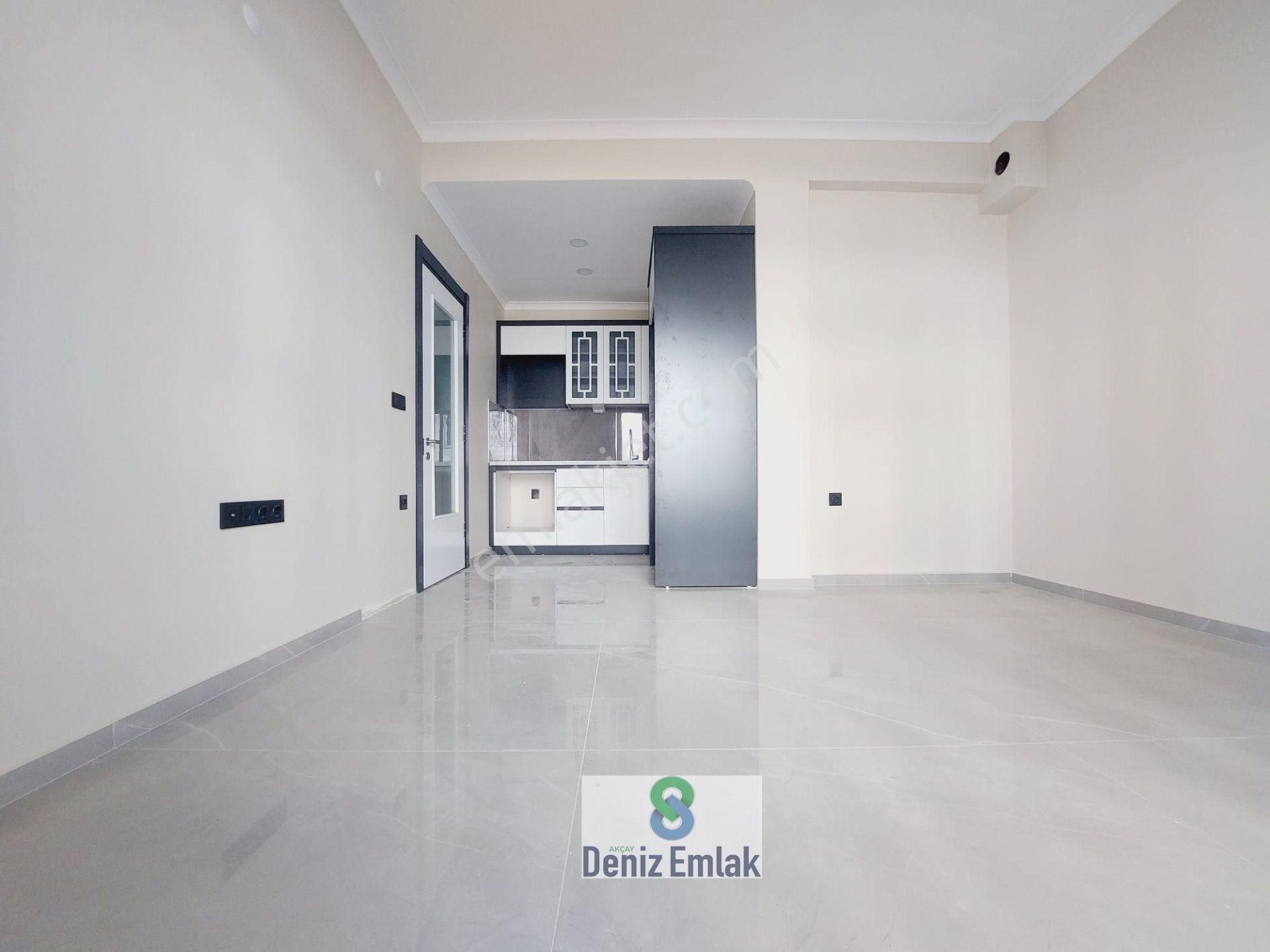 Denizden Akçayda Geniş Balkonlu Satılık 1+1 Sıfır Daire. - Görsel 2