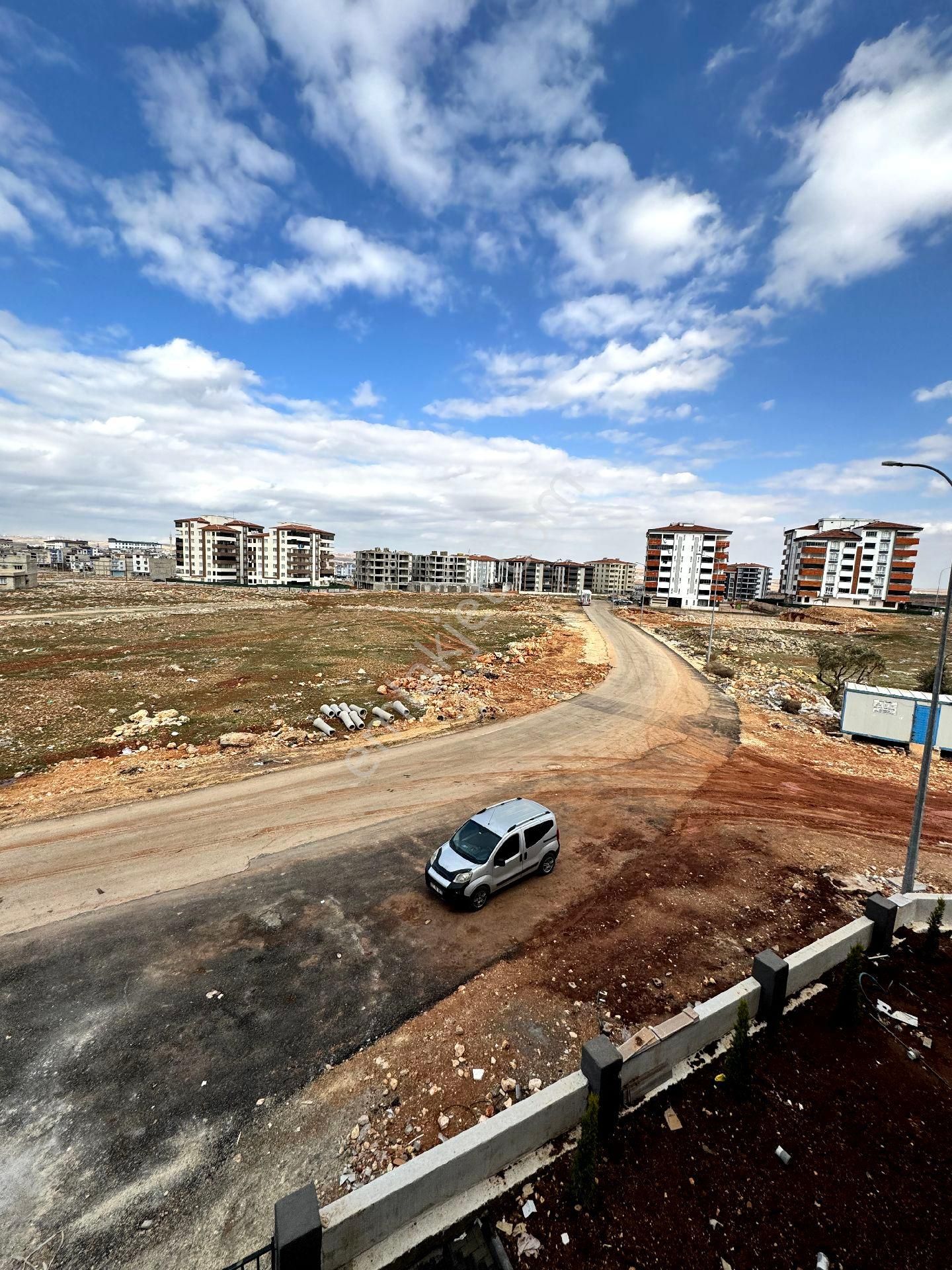 Malazgirt Mah Satılık 2+1göbek Kat Kat Bahçeli Daire - Görsel 7