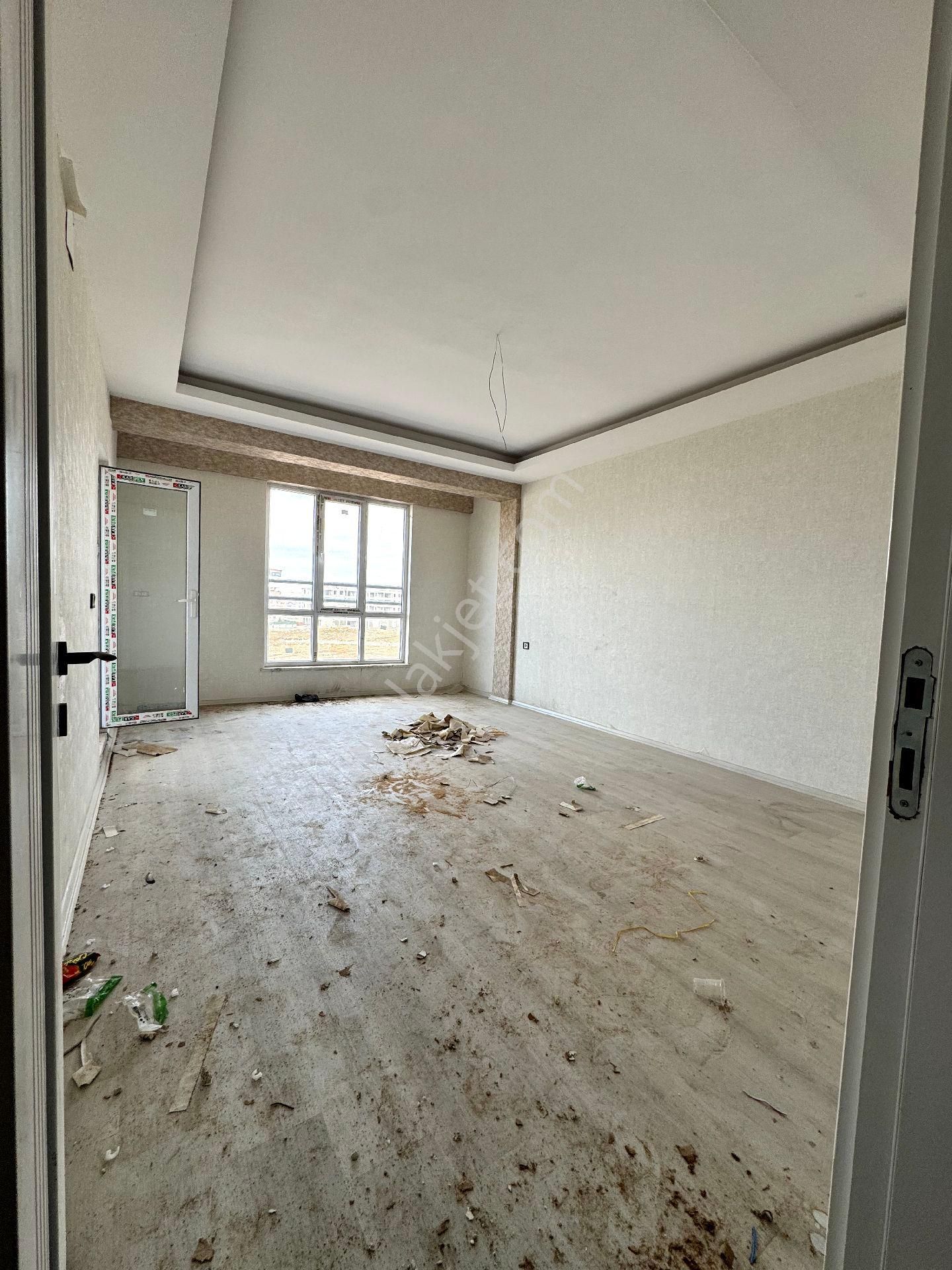 Malazgirt Mah Satılık 2+1göbek Kat Kat Bahçeli Daire - Görsel 14