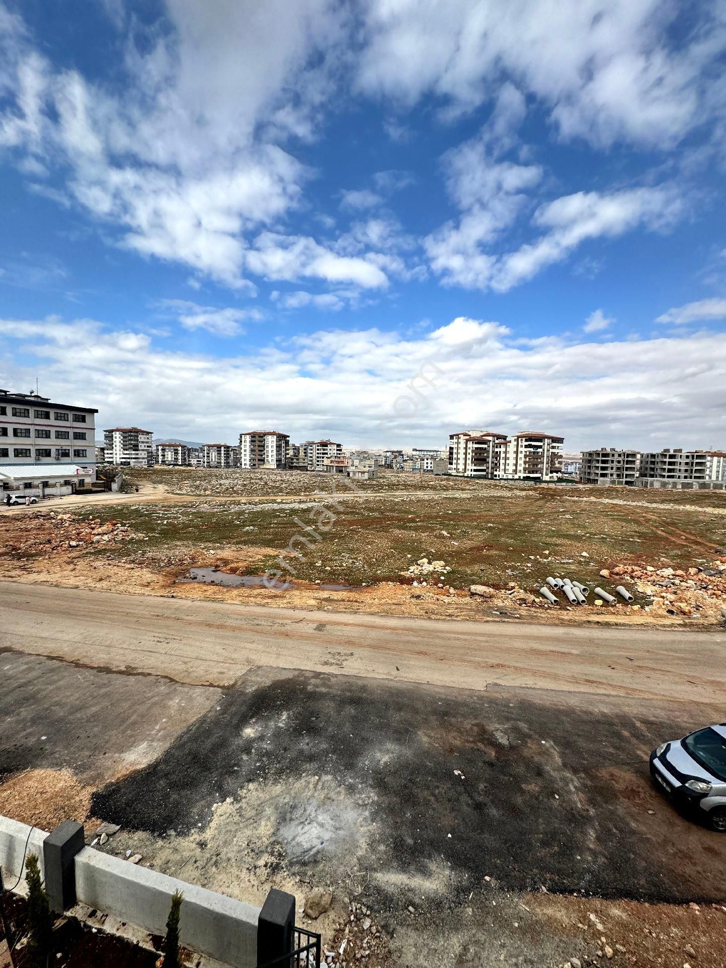 Malazgirt Mah Satılık 2+1göbek Kat Kat Bahçeli Daire - Görsel 13