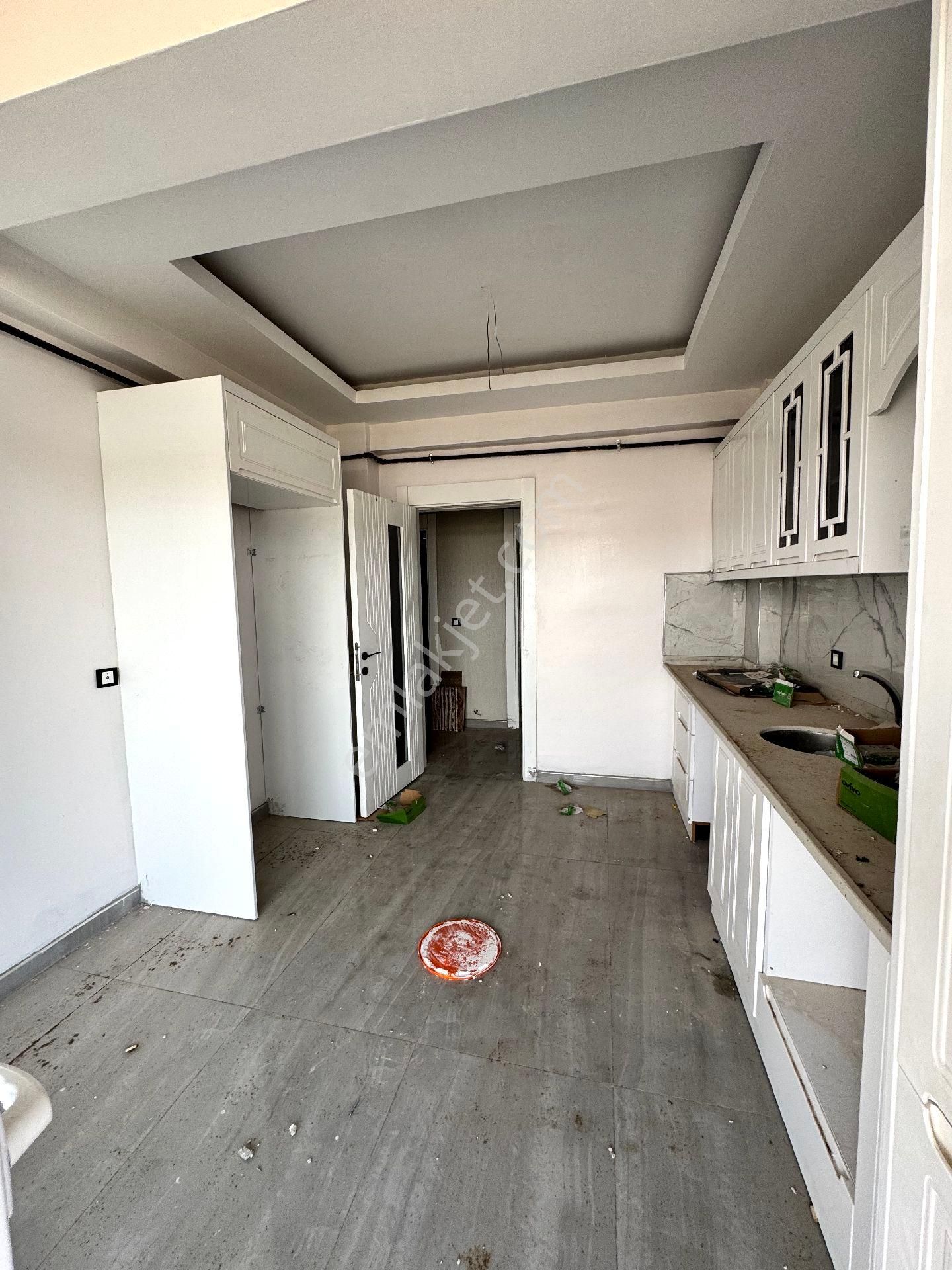 Malazgirt Mah Satılık 2+1göbek Kat Kat Bahçeli Daire - Görsel 11