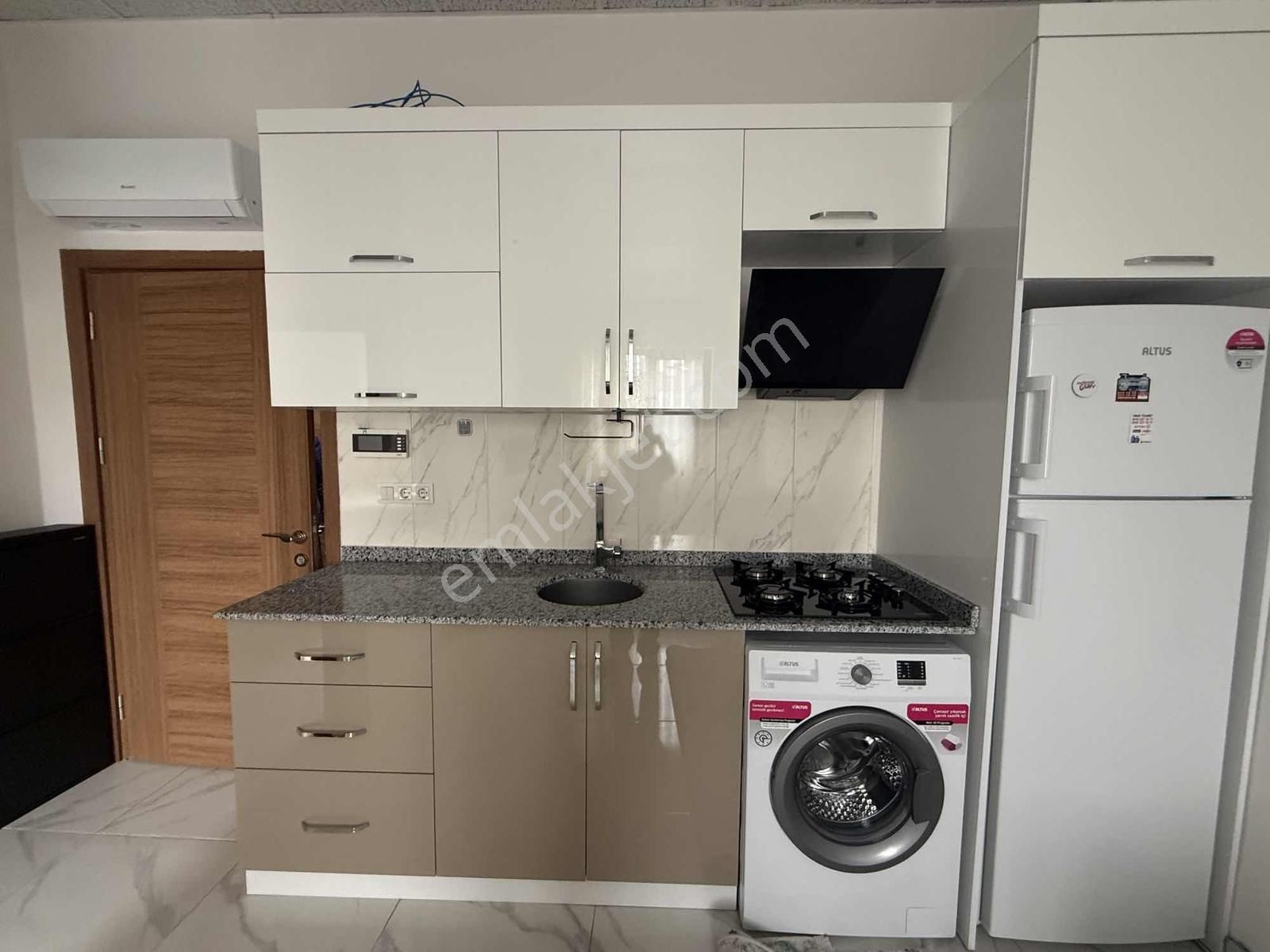 Şafak Mahallesinde 1+1 Sıfır Bina Asansörlü Sıfır Eşyalı - Görsel 21