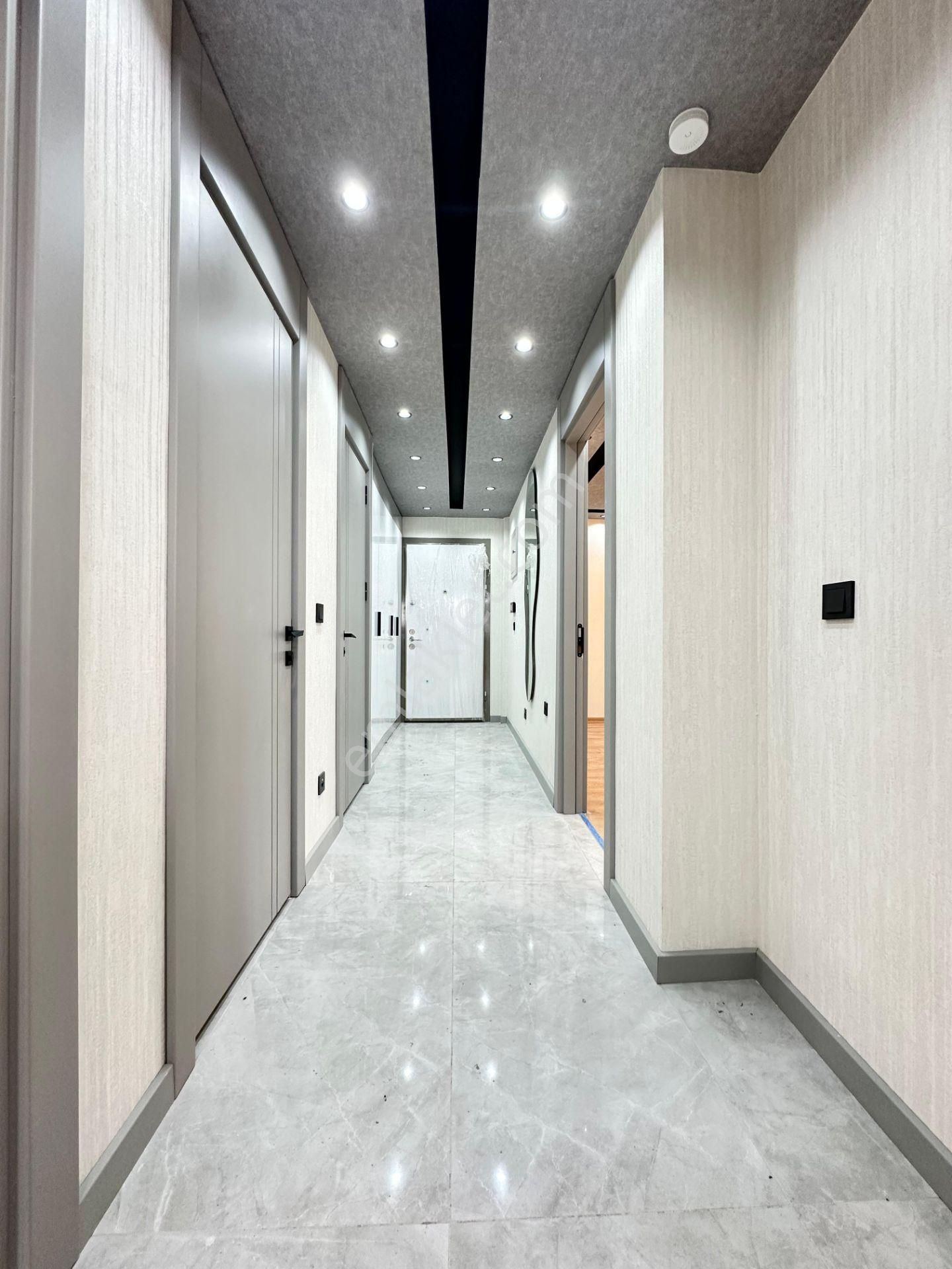 Pursaklar Mehmet Zengin Emlak'tan Asansörlü Sıfır Ç.banyolu 3.kat 2+1 Ful Yapılı Daire - Görsel 28