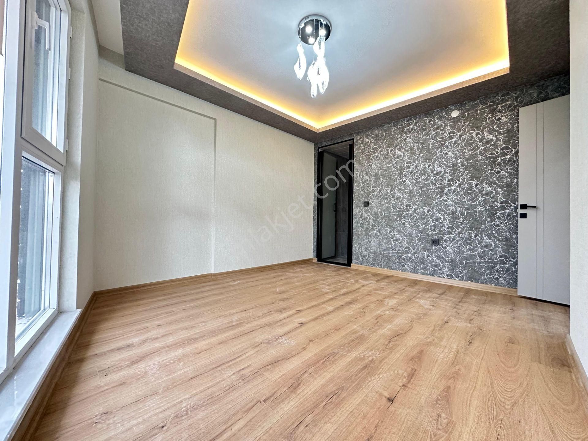 Pursaklar Mehmet Zengin Emlak'tan Asansörlü Sıfır Ç.banyolu 3.kat 2+1 Ful Yapılı Daire - Görsel 19