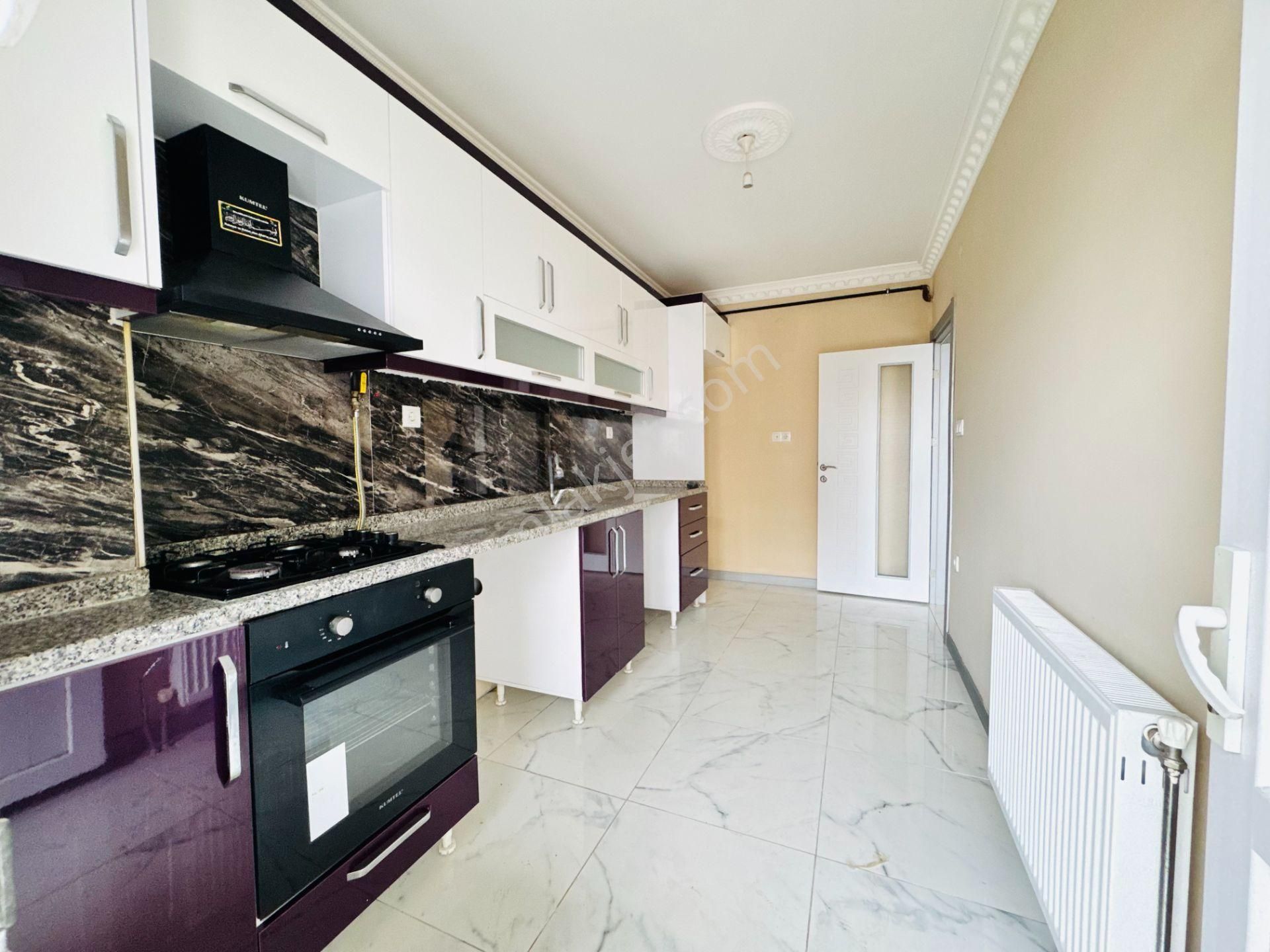 Güven'den Kapaklı'da Cadde Üstü,ebv.banyolu,teraslı 2+1 Daire - Görsel 8