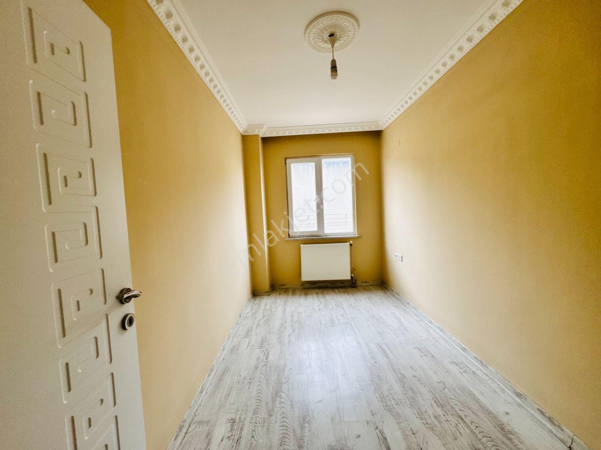 Güven'den Kapaklı'da Cadde Üstü,ebv.banyolu,teraslı 2+1 Daire - Görsel 23