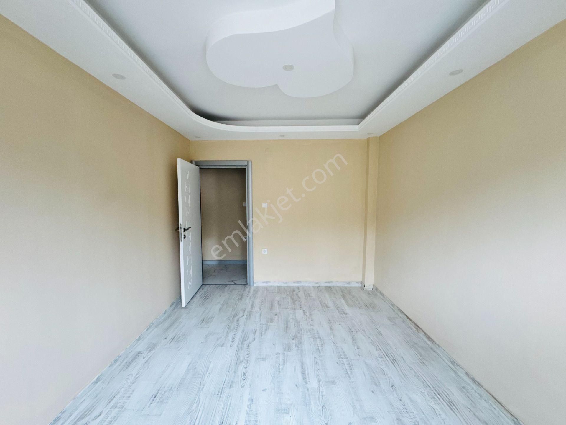 Güven'den Kapaklı'da Cadde Üstü,ebv.banyolu,teraslı 2+1 Daire - Görsel 17