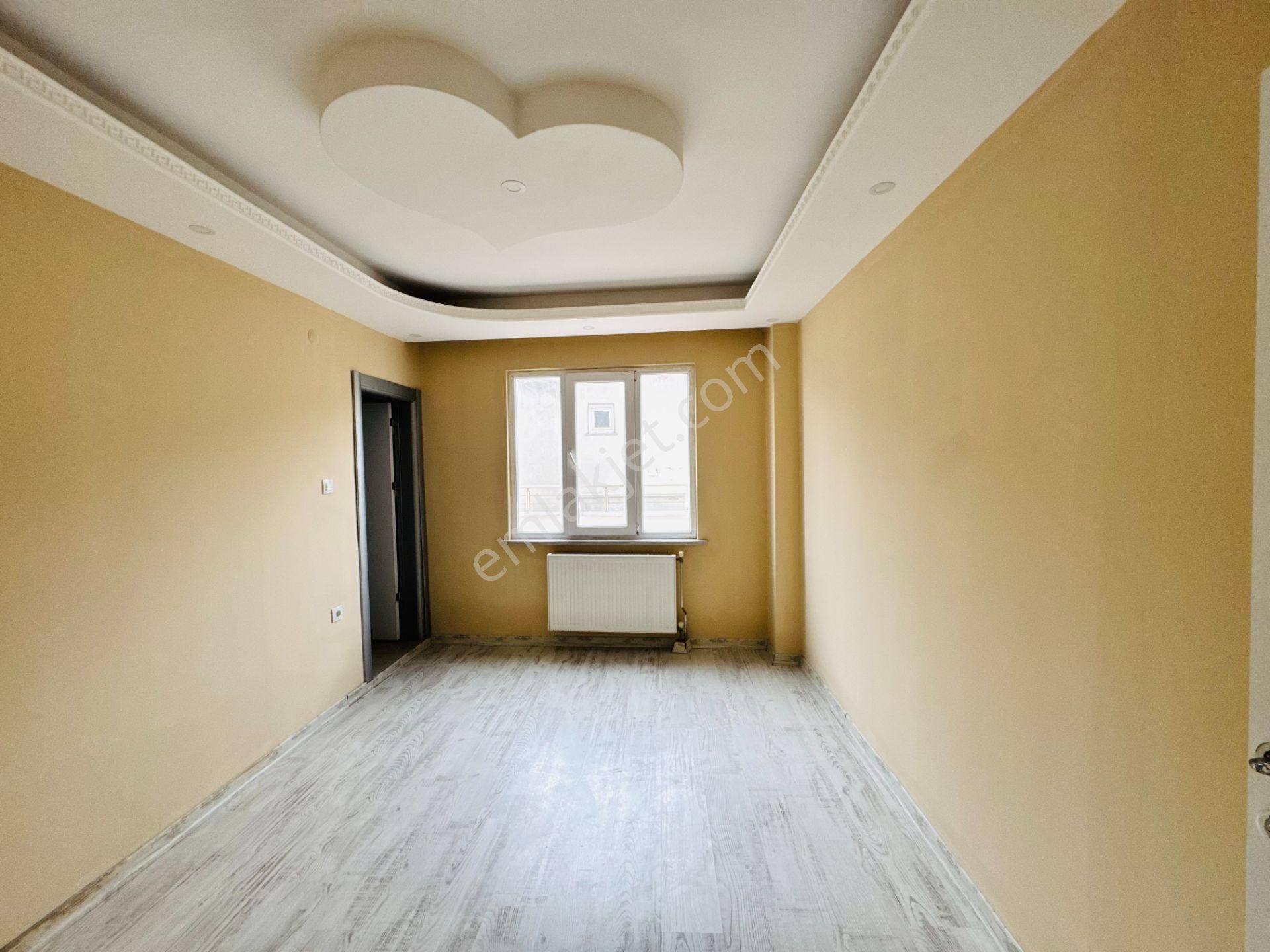 Güven'den Kapaklı'da Cadde Üstü,ebv.banyolu,teraslı 2+1 Daire - Görsel 15