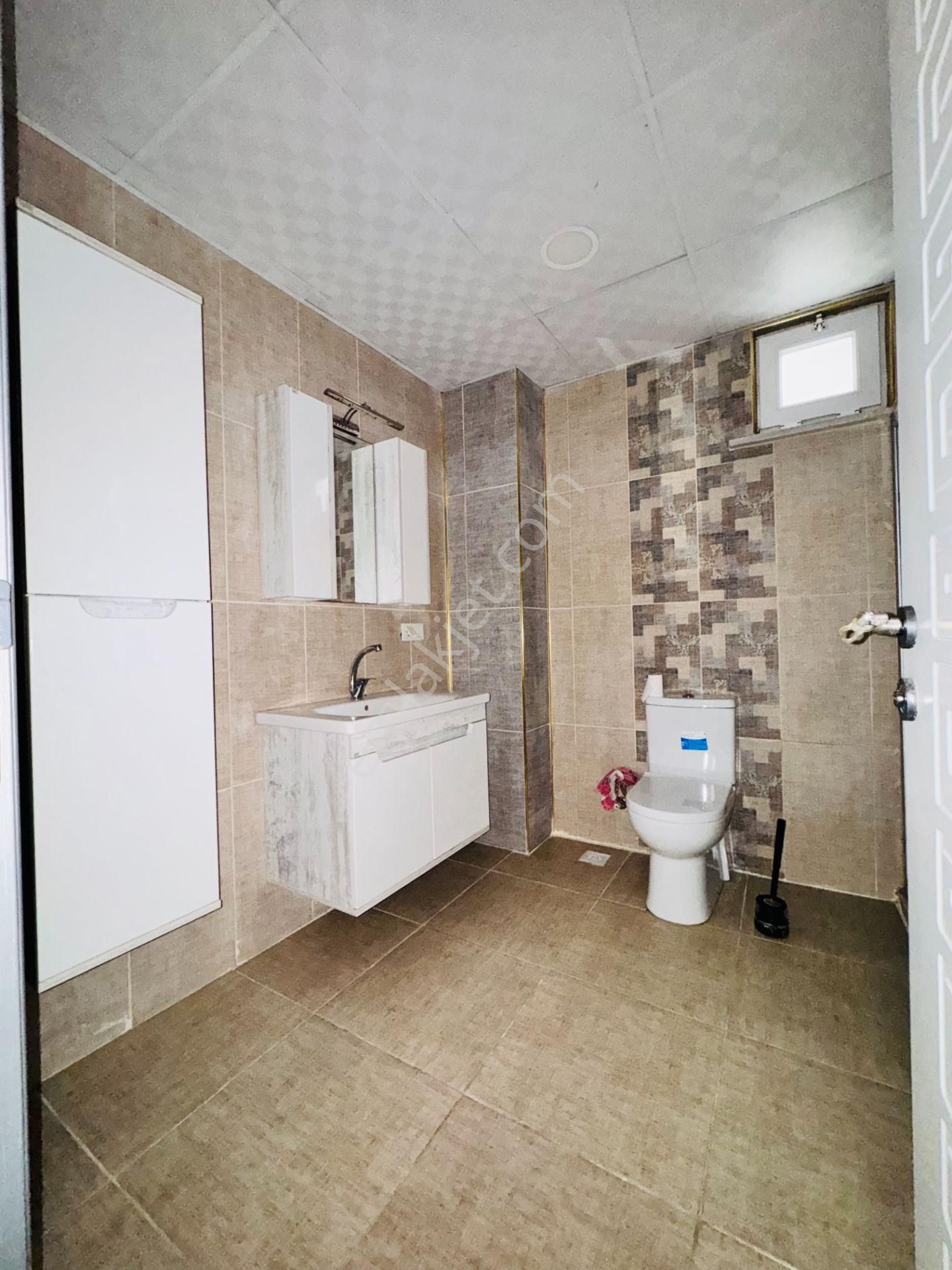 Güven'den Kapaklı'da Cadde Üstü,ebv.banyolu,teraslı 2+1 Daire - Görsel 25