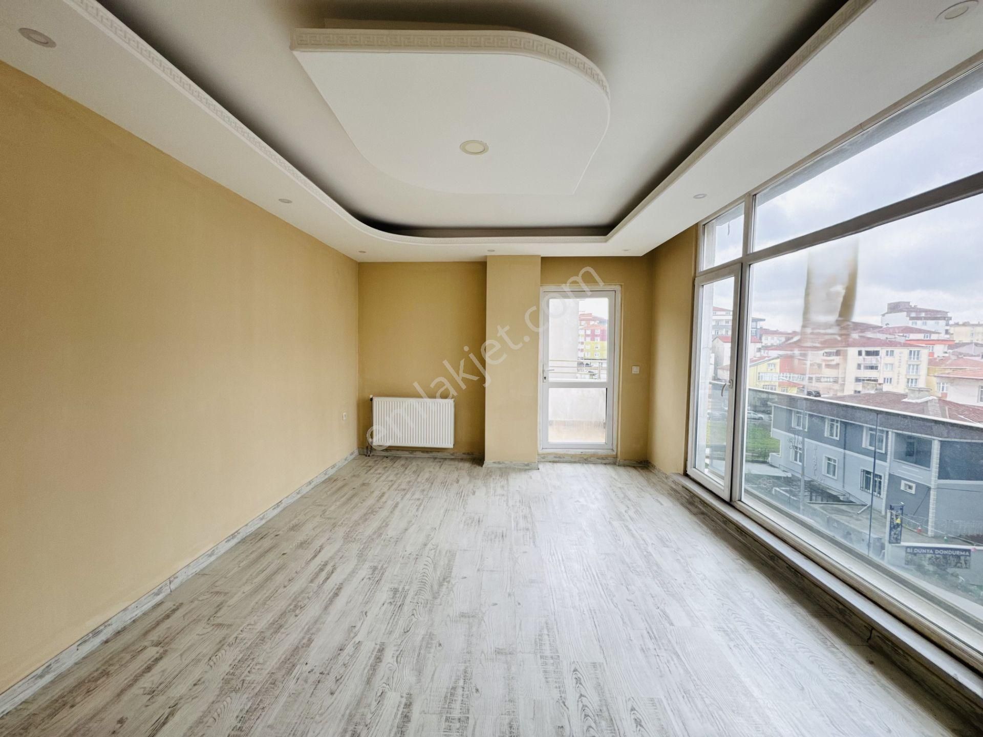 Güven'den Kapaklı'da Cadde Üstü,ebv.banyolu,teraslı 2+1 Daire