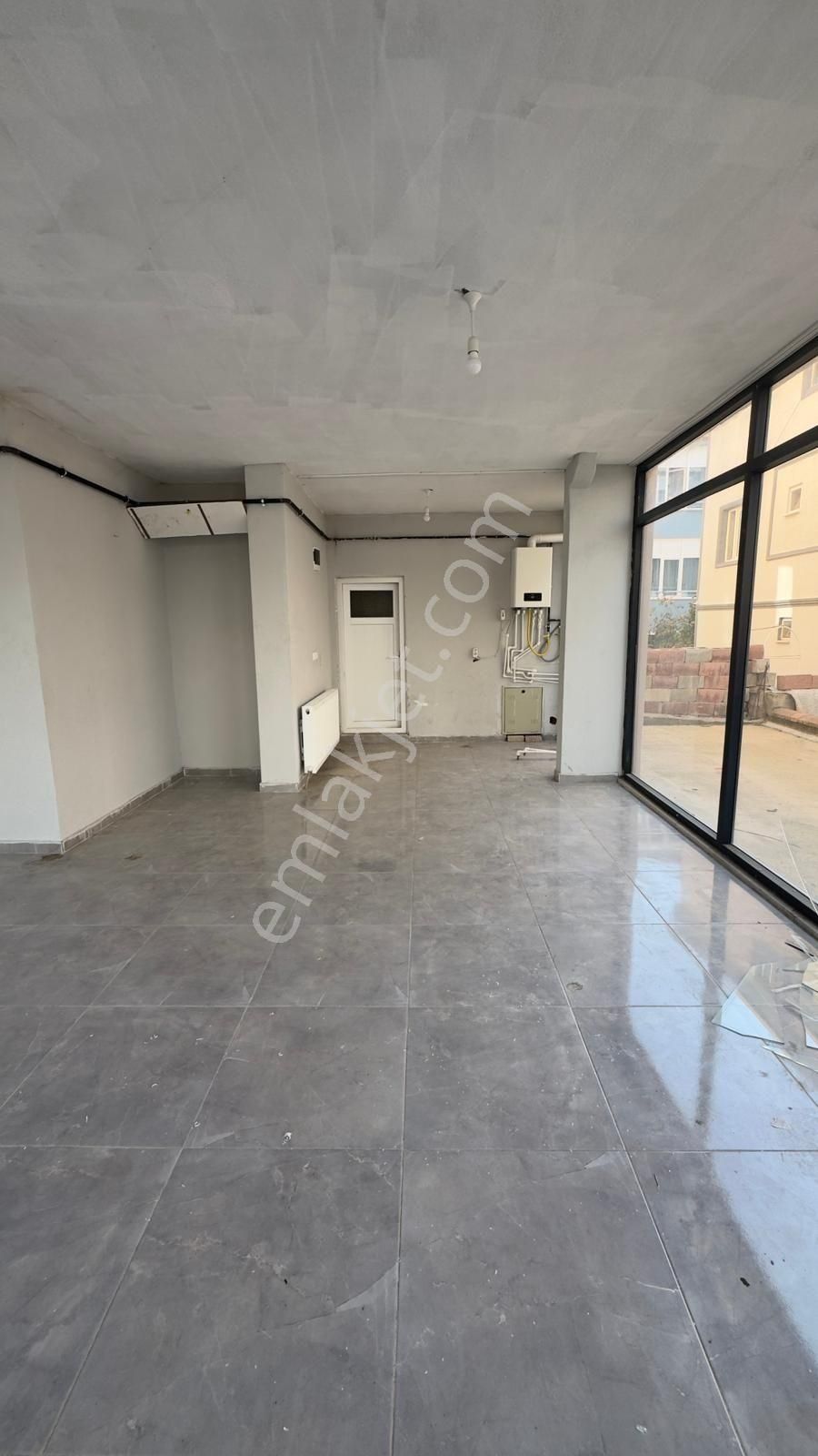 Aydınlık Emlak'tan Alanyurt Yeni Mahallede Kiralık Dükkan-depo - Görsel 3
