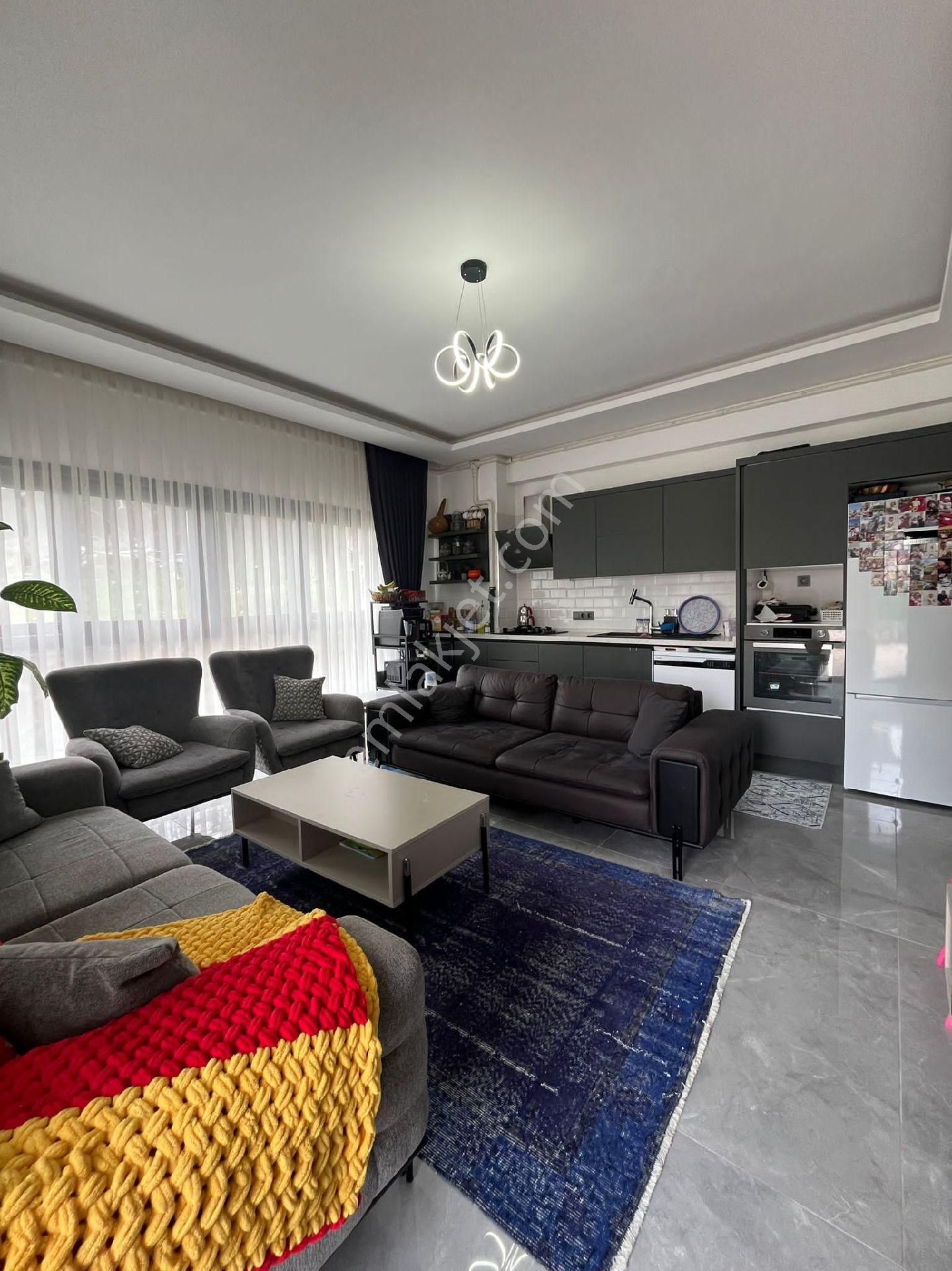 Değirmenderede 2+1 Elit Havuzlu Güvenlikli Sitede Son Derece Keyifli Bahçekatı Daire - Görsel 10