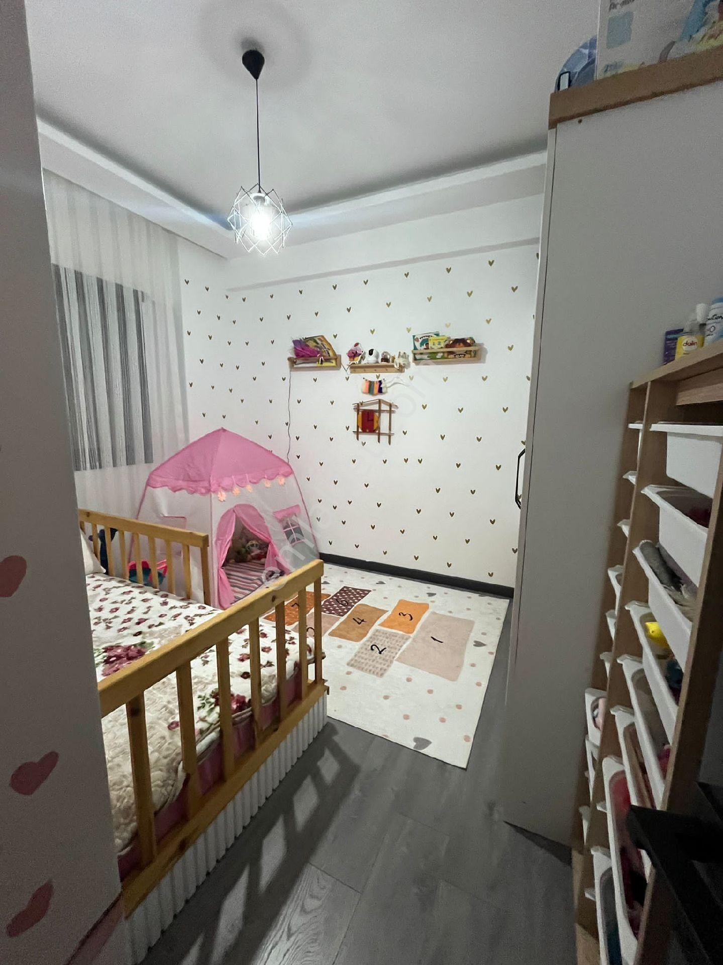 Değirmenderede 2+1 Elit Havuzlu Güvenlikli Sitede Son Derece Keyifli Bahçekatı Daire - Görsel 11