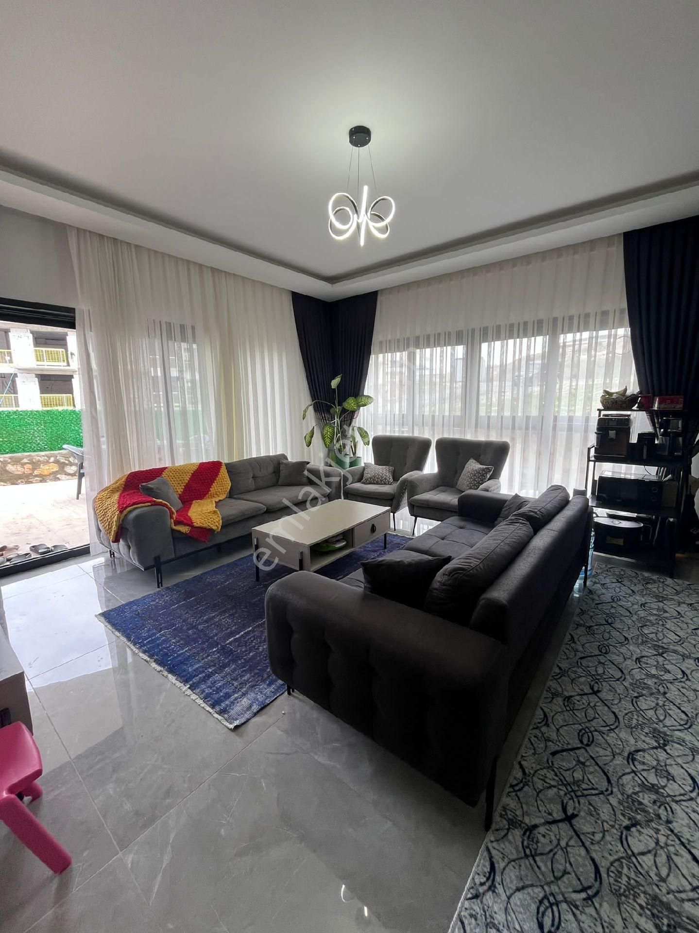 Değirmenderede 2+1 Elit Havuzlu Güvenlikli Sitede Son Derece Keyifli Bahçekatı Daire - Görsel 29