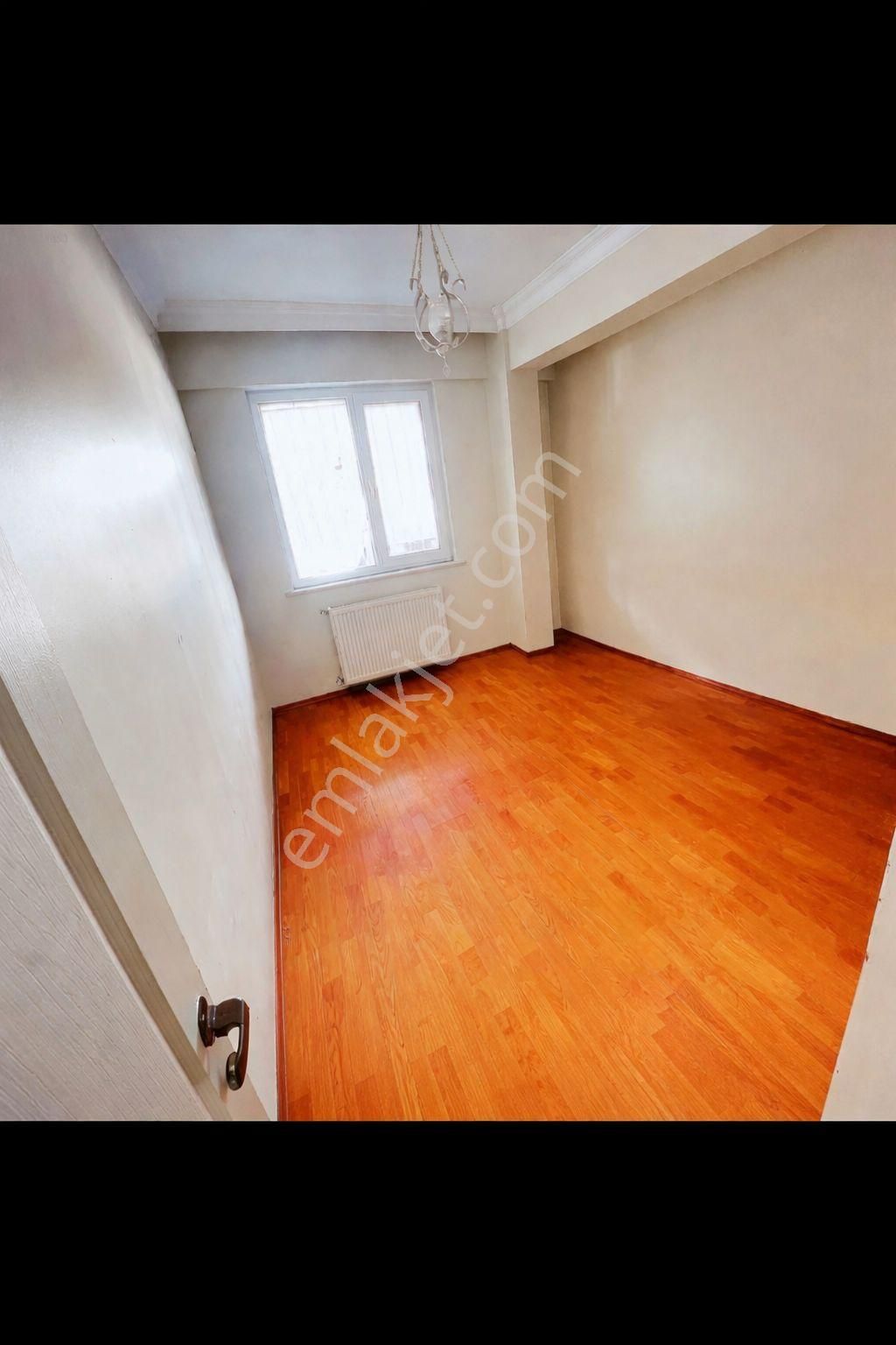 Acil Satılık Daire Yeşilova Metrobüse 5 Dk Mesafede Yeni Binada 1+1 Daire - Görsel 5