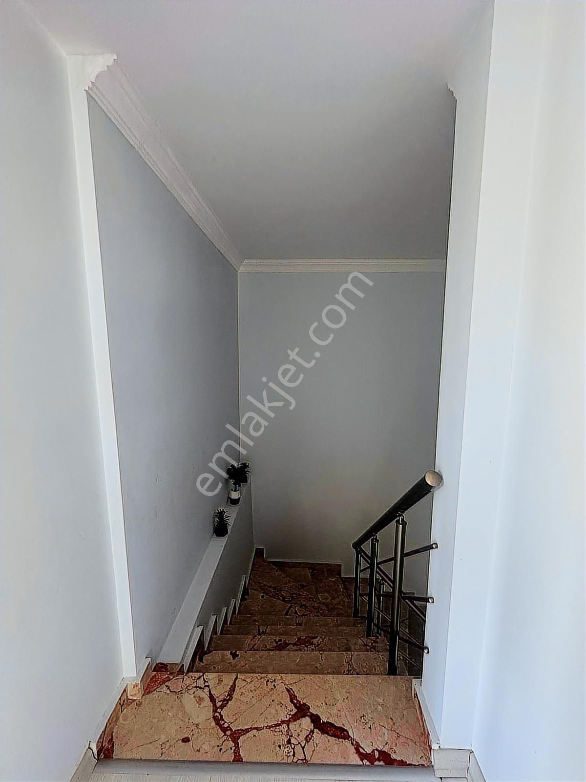 Aydınlık Emlak'tan Yeni Mahalle'de Satılık 4+1 Dübleks Daire - Görsel 5