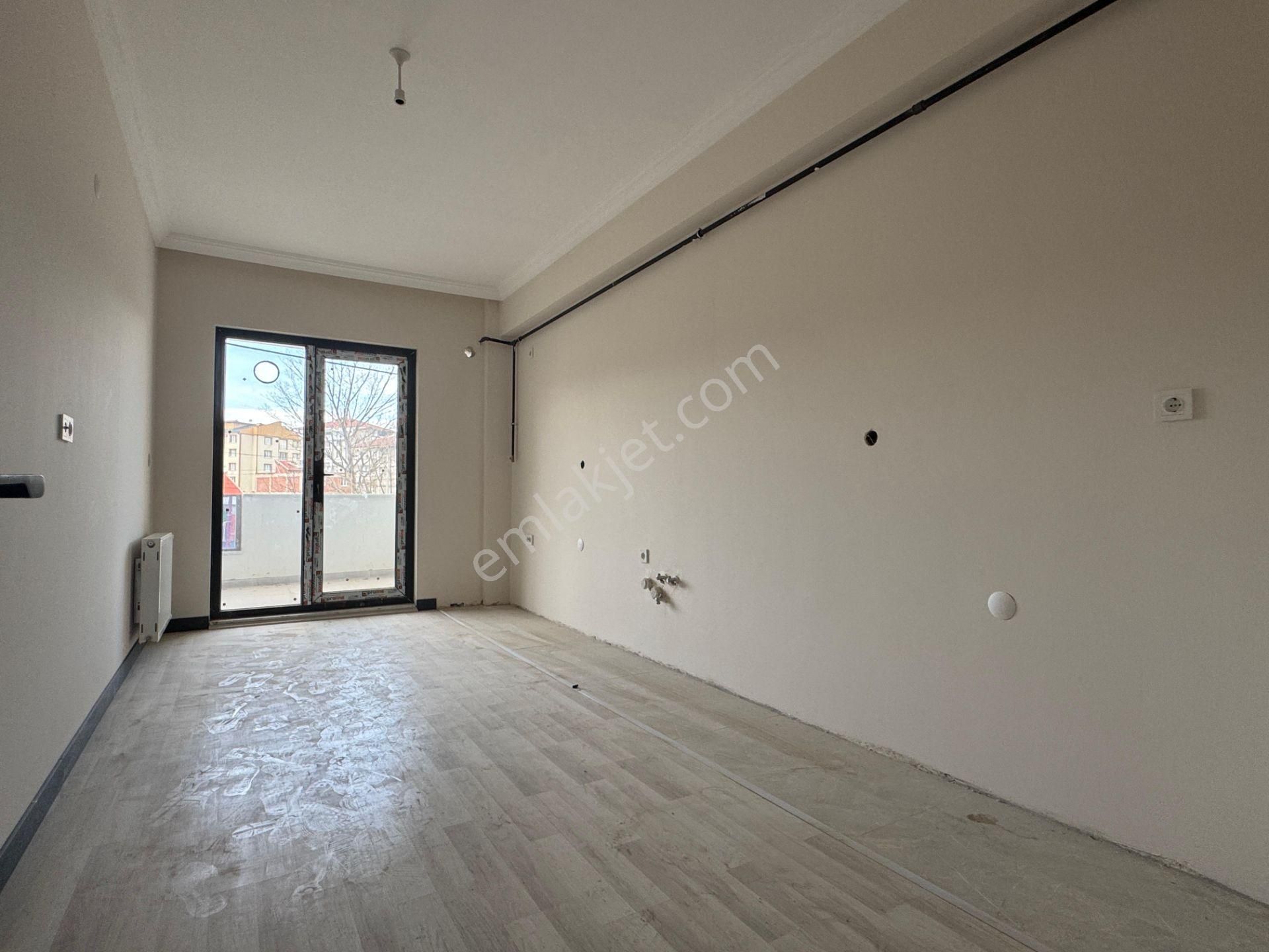 Aydınlık Emlak'tan İnegöl Yeniceköy'de Satılık 3+1 Ara Kat Daire - Görsel 7