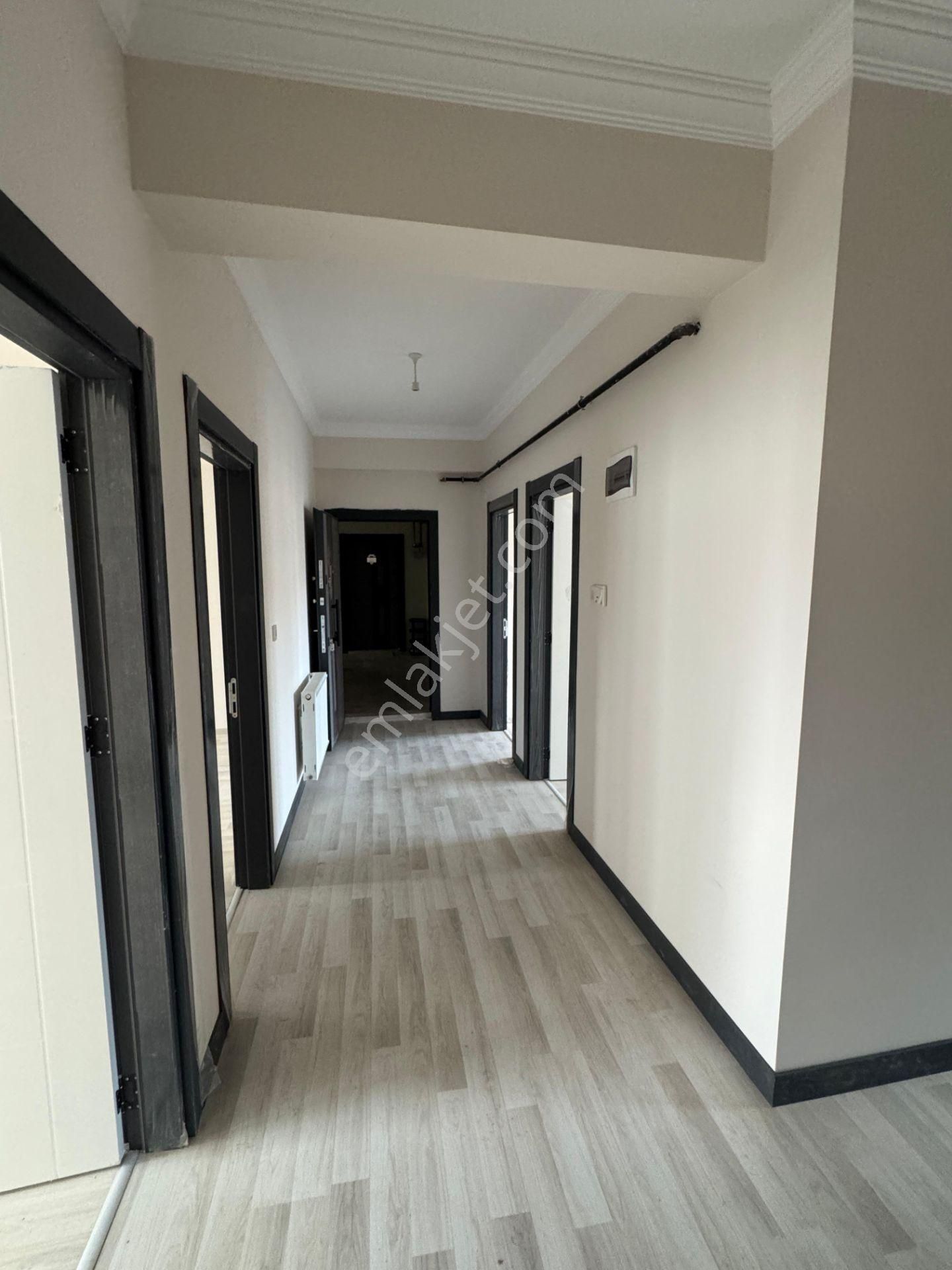 Aydınlık Emlak'tan İnegöl Yeniceköy'de Satılık 3+1 Ara Kat Daire - Görsel 11