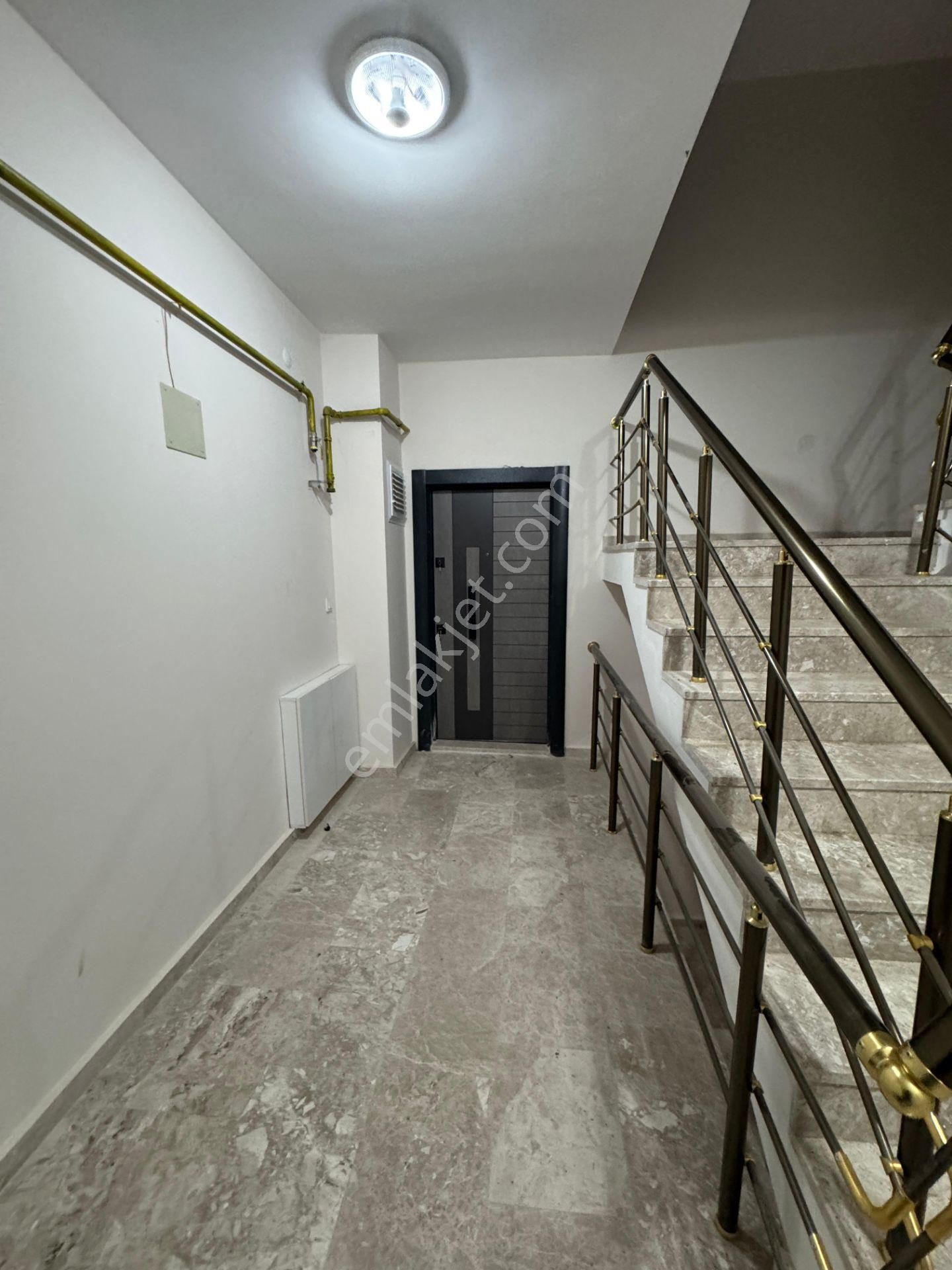 Aydınlık Emlak'tan İnegöl Yeniceköy'de Satılık 3+1 Ara Kat Daire - Görsel 10