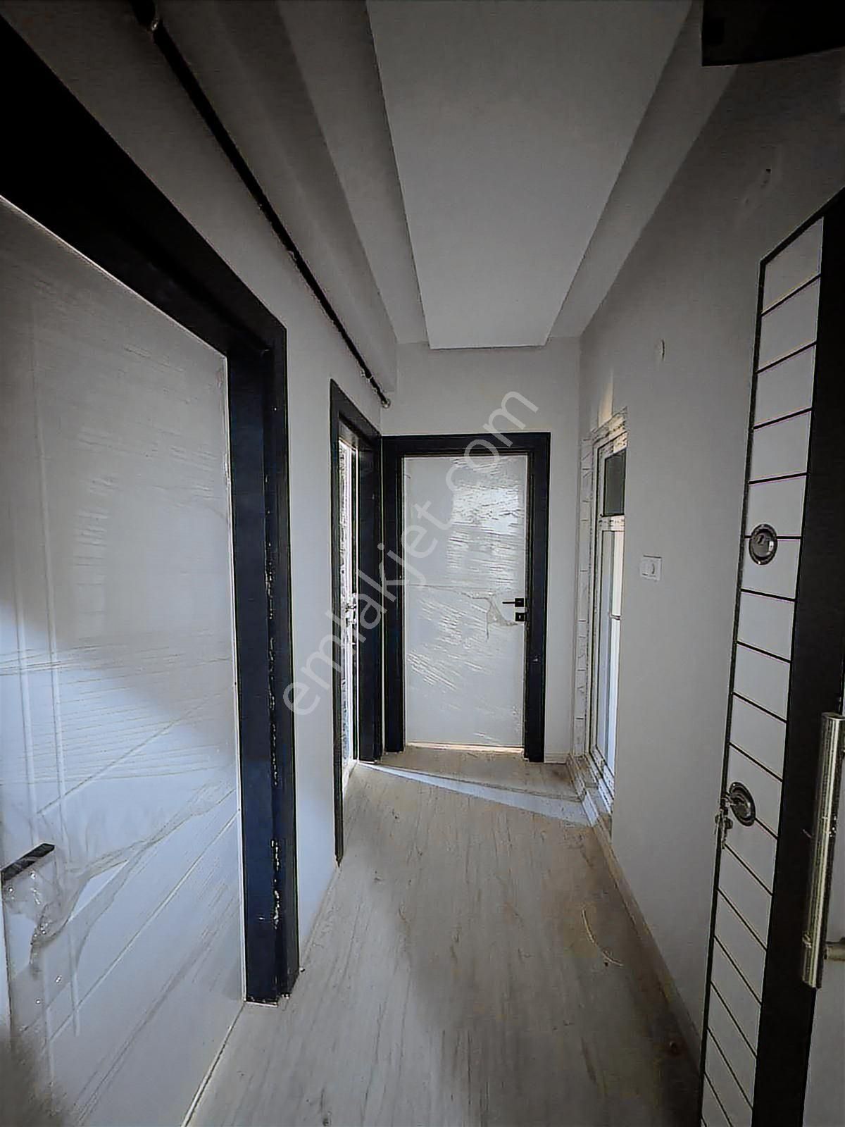 Alanyurt Yenimahallede Merkezi Konumda Satılık 1+1 Daireler - Görsel 5