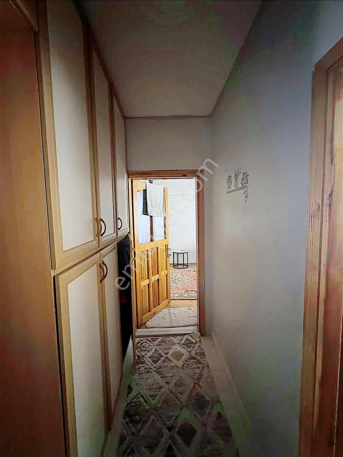 Aydınlık Emlaktan Çarşı Merkezinde Geniş 4+1 Satılık Daire - Görsel 8