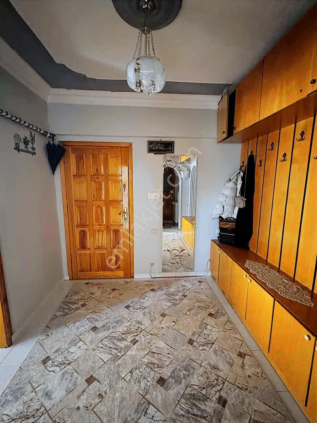 Aydınlık Emlaktan Çarşı Merkezinde Geniş 4+1 Satılık Daire - Görsel 14