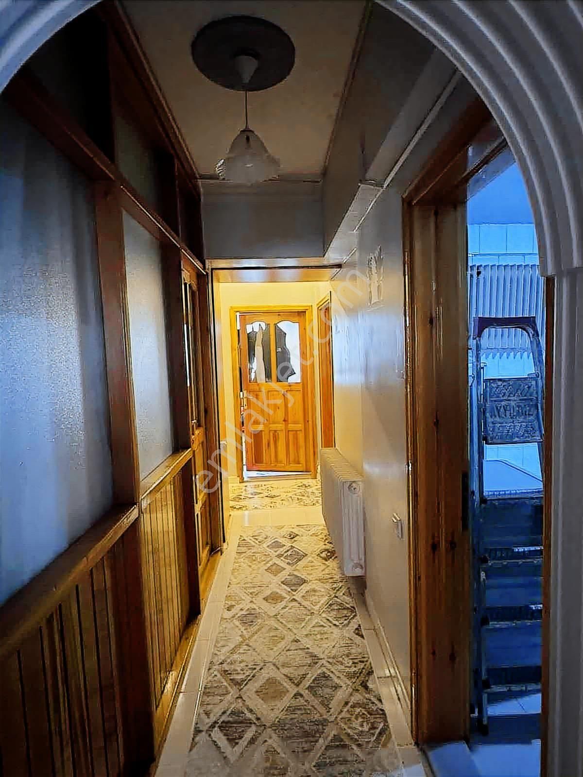 Aydınlık Emlaktan Çarşı Merkezinde Geniş 4+1 Satılık Daire - Görsel 21