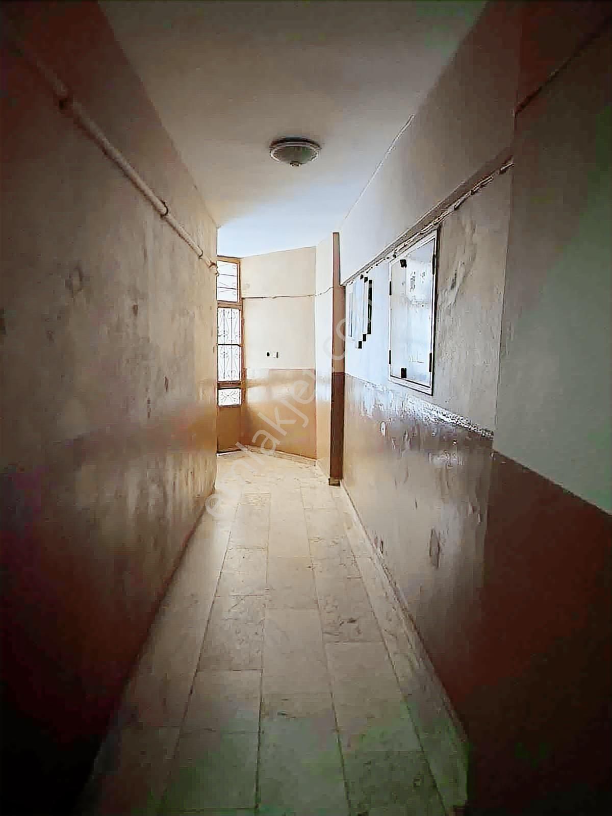 Aydınlık Emlaktan Çarşı Merkezinde Geniş 4+1 Satılık Daire - Görsel 27