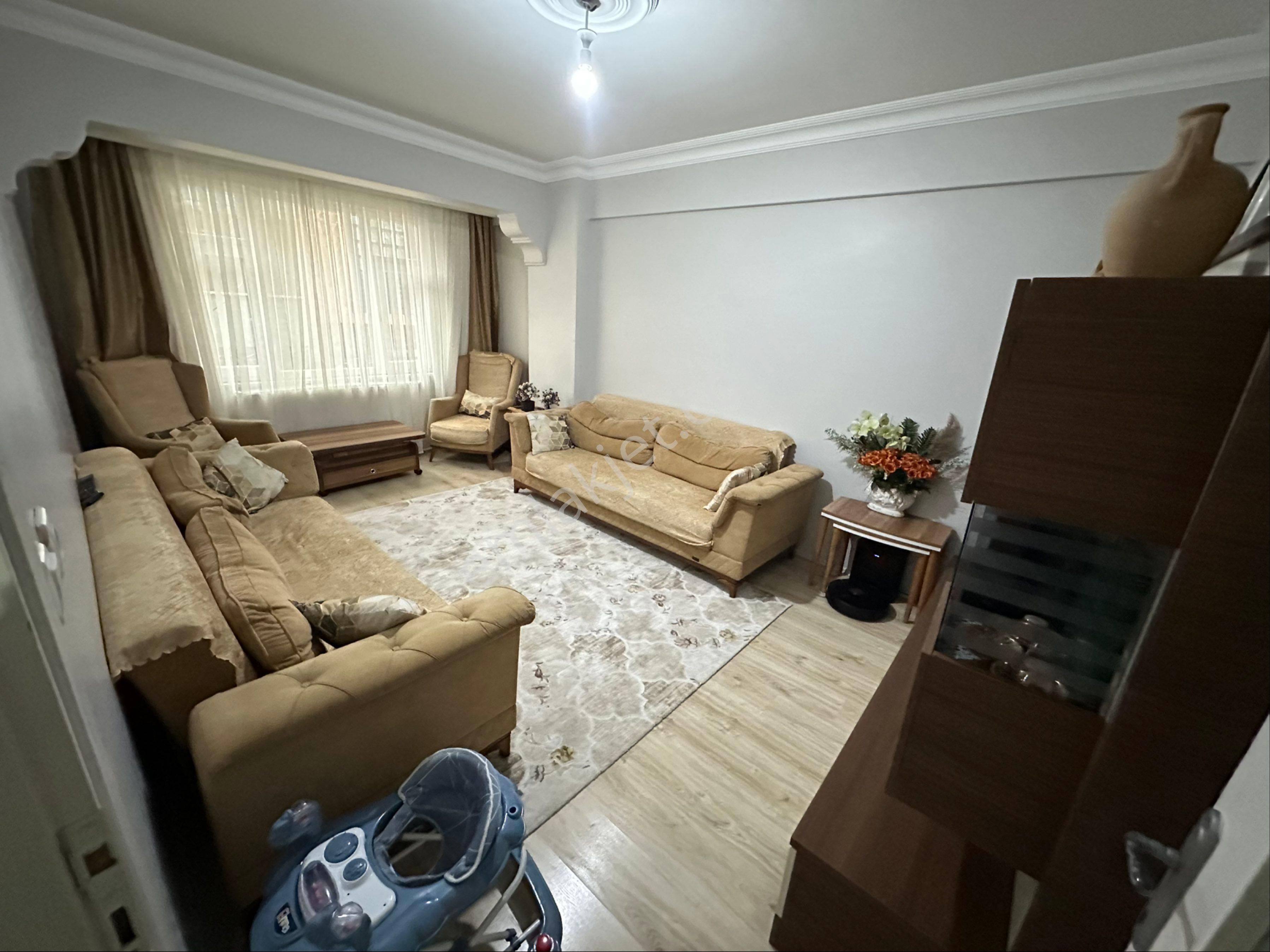 İsmetpaşa Mah’de Caddeye Yakın 2+1 100 Metre² Balkonlu Satılık 1.kat Daire - Görsel 2