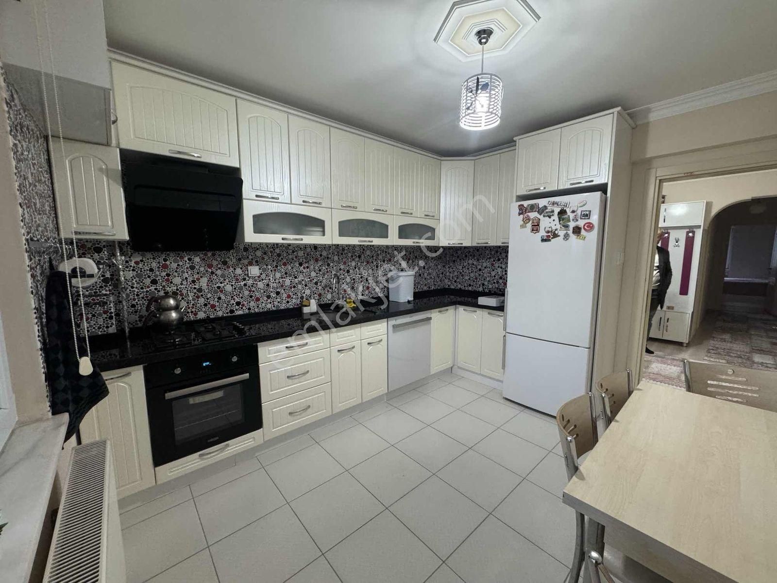 Aydınlık Emlaktan Alanyurt Yenimahallede Satılık Site İçi Satılık 3+1 Daire - Görsel 8