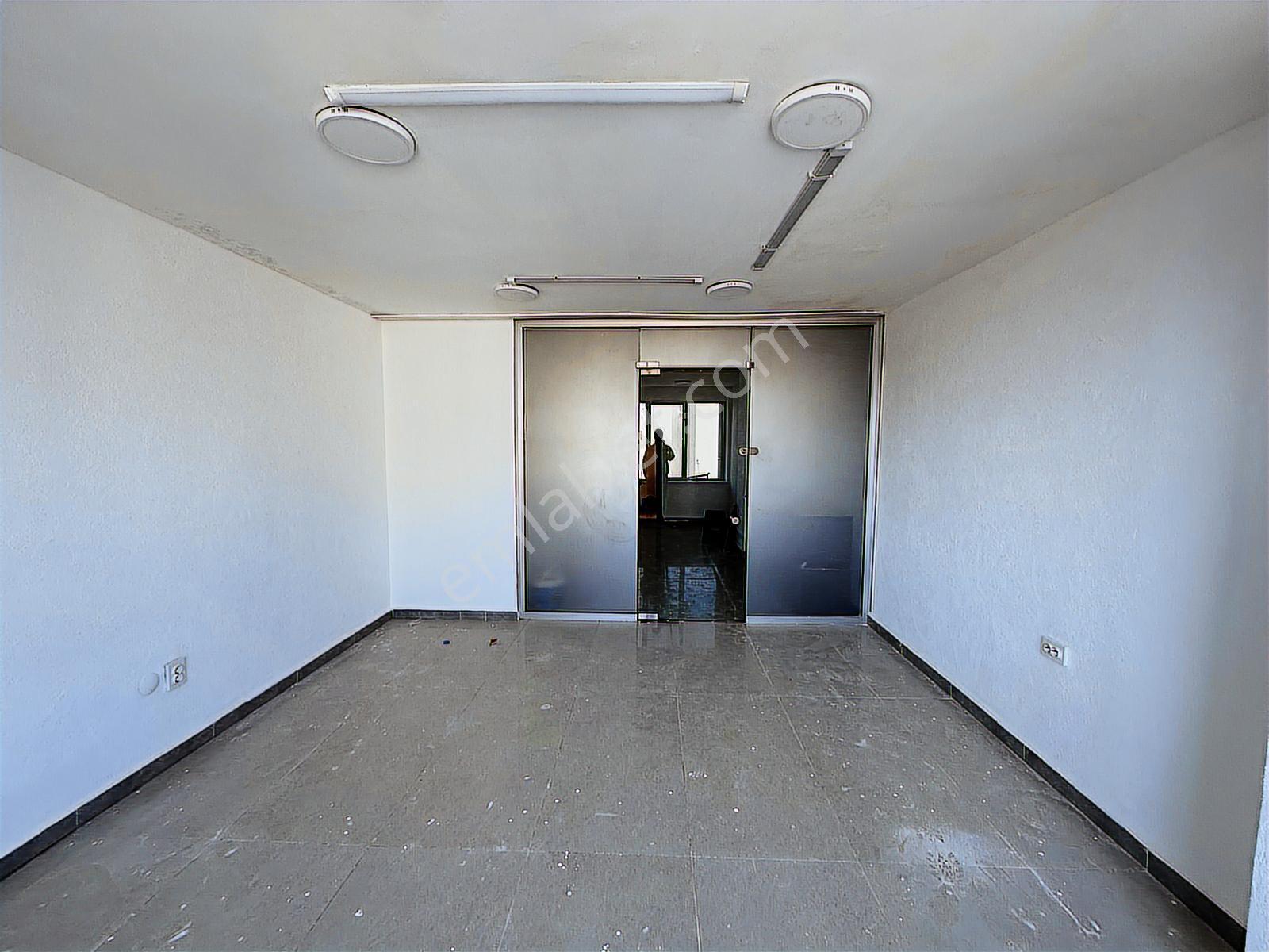 Redstone'dan Vakıf İş Merkezinde Satılık Boş Masrafsız Ofis - Görsel 11