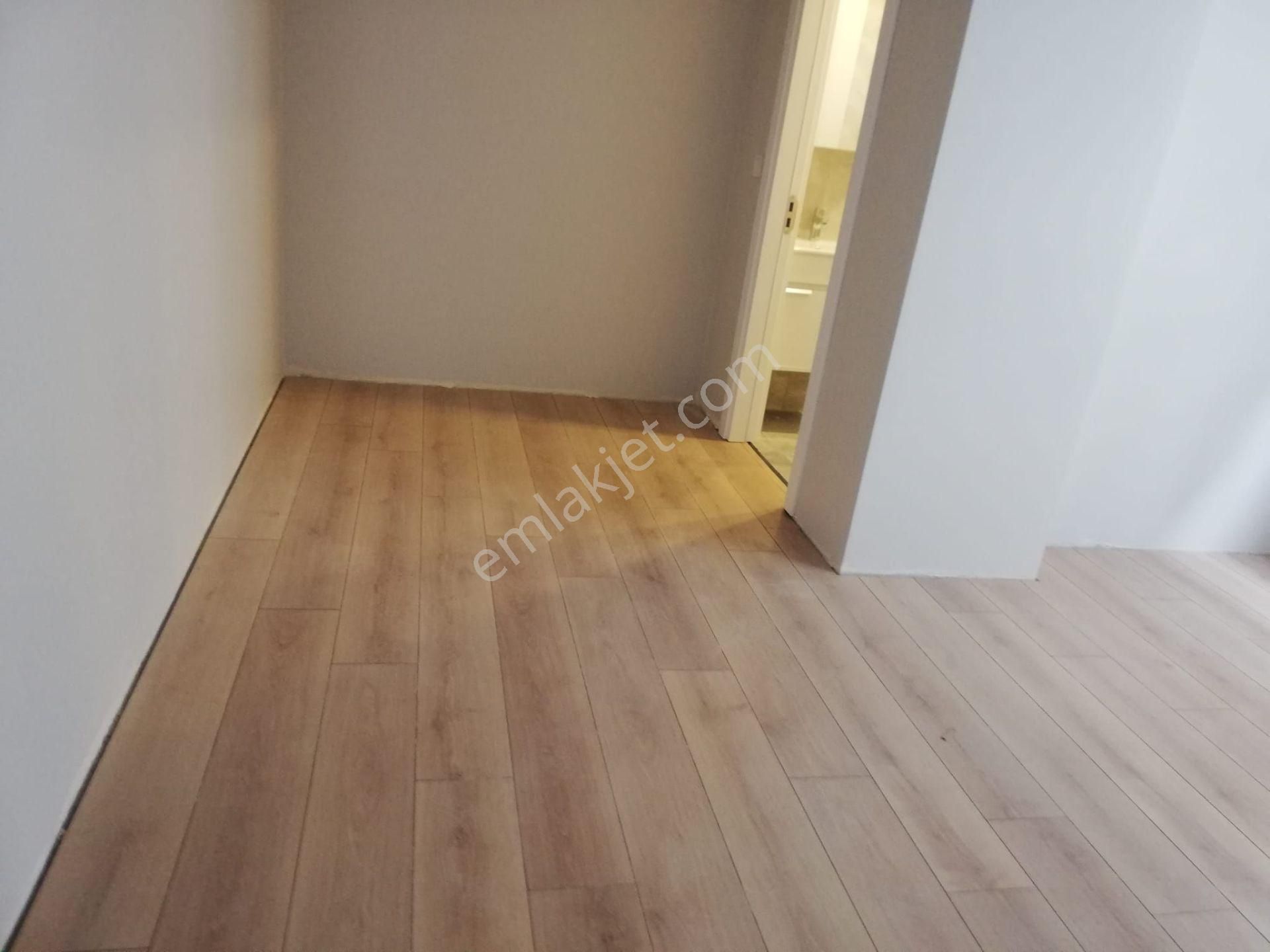 Esen Emlak'tan Zuhuratbaba Da 3+1 0 (yeni) - Görsel 5