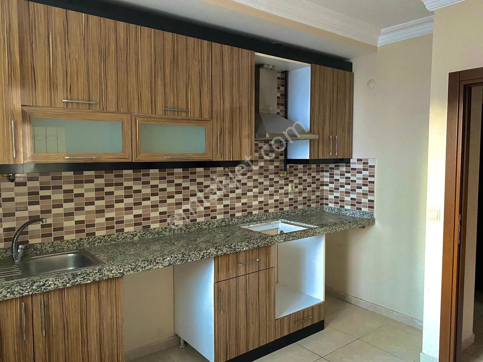 Adana Çukurovada Huzurevlerind Hem Ev Hemde Ofis Olarak Kullanılaçak 2+1 Kiralık Daire - Görsel 12