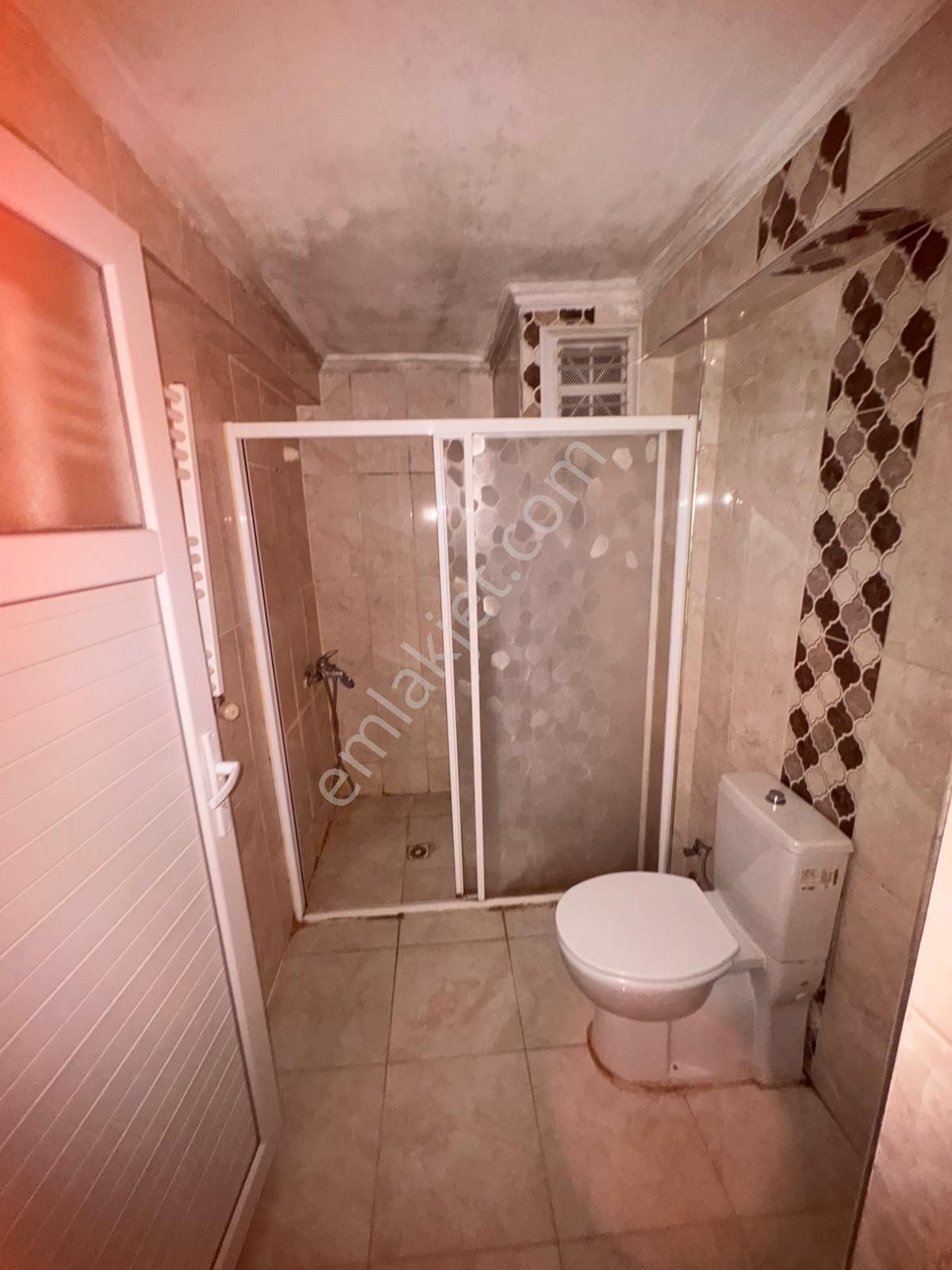Hayat Hastanesinin Arka Tarafın'da Kiralık 2+1 Daire - Görsel 11