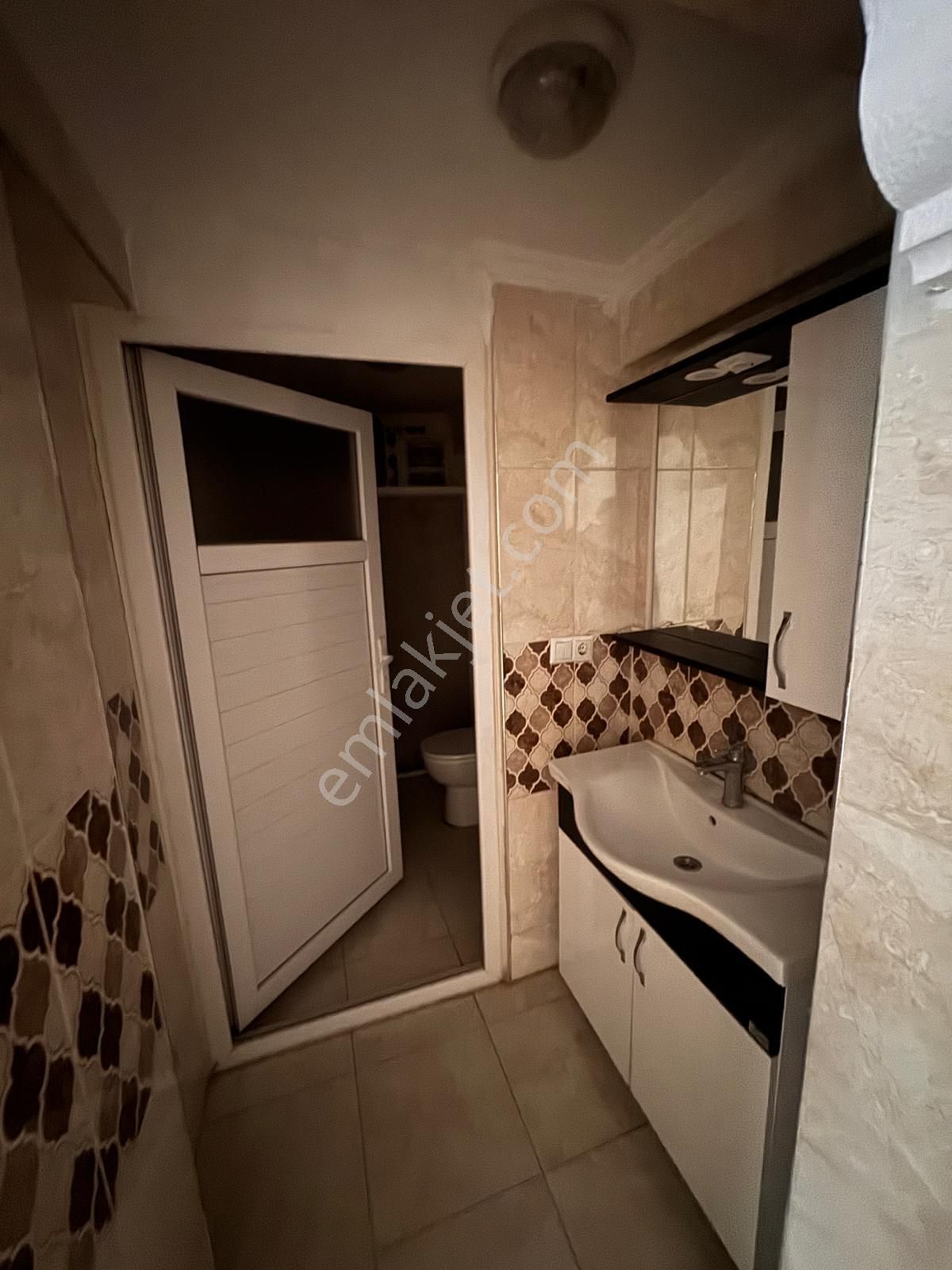 Hayat Hastanesinin Arka Tarafın'da Kiralık 2+1 Daire - Görsel 7