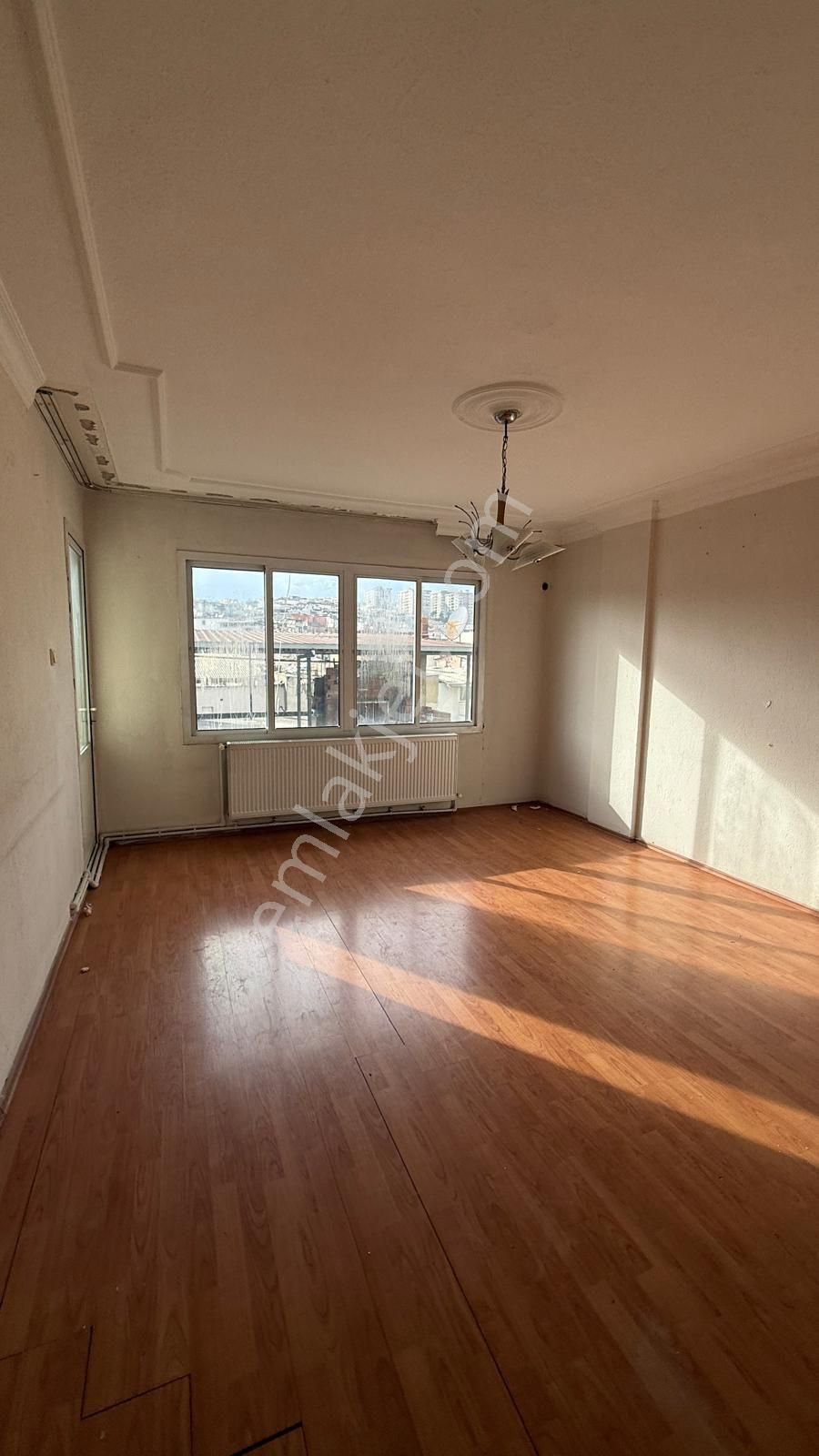 Bozyaka Çelik Kardeşler Yakını 3+1 Doğalgazlı Kiralık Daire - Görsel 3