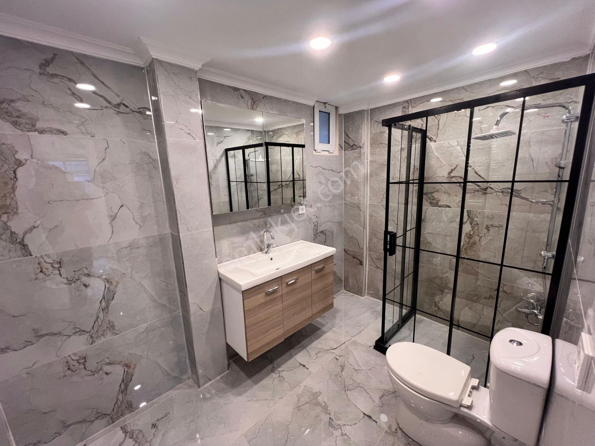 Kaçmaz'dan Sahilde Marmaya Yakın Cadde Üzeri Sokağa Ceğheli 3+1 - Görsel 19