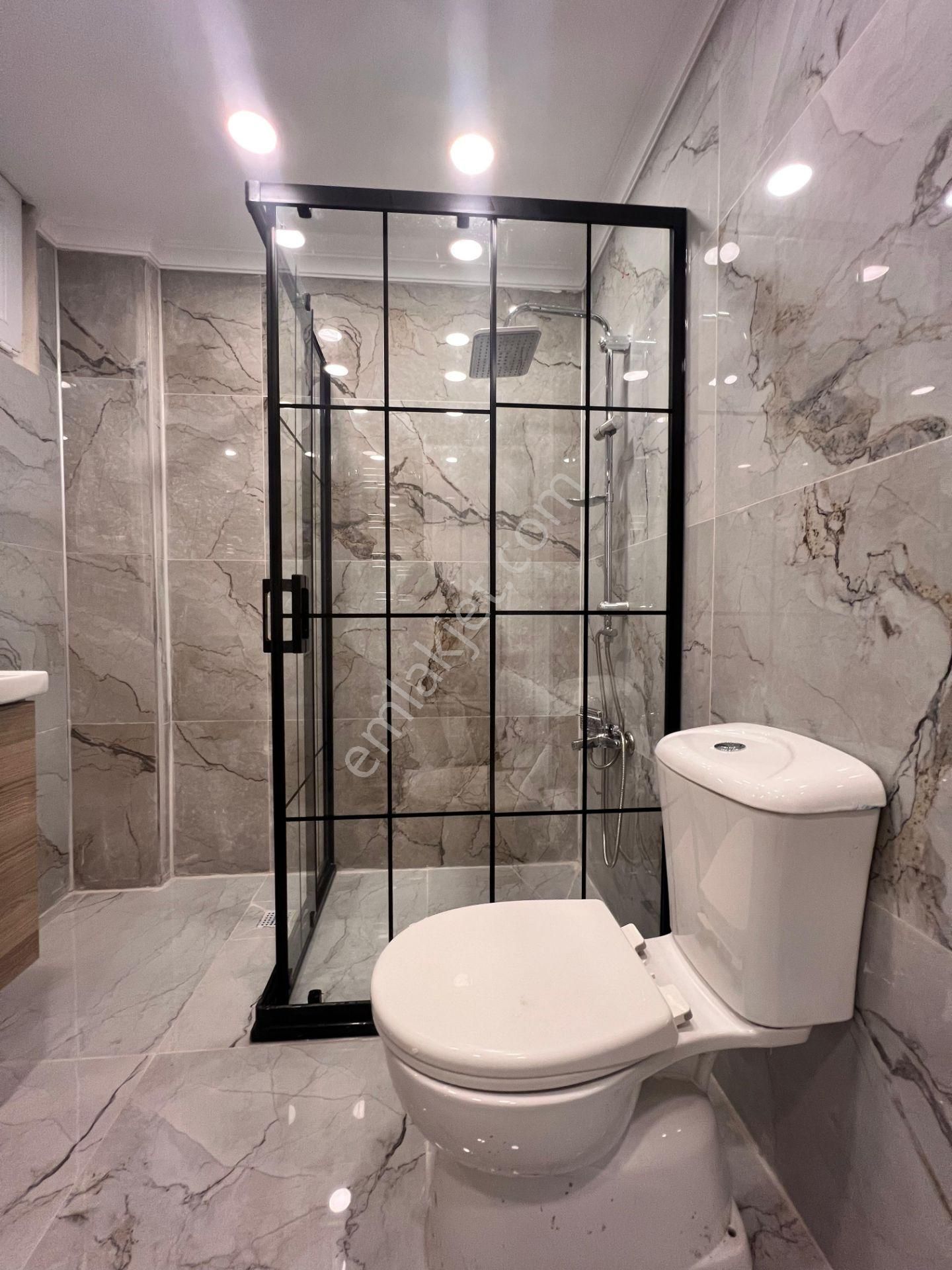 Kaçmaz'dan Sahilde Marmaya Yakın Cadde Üzeri Sokağa Ceğheli 3+1 - Görsel 34