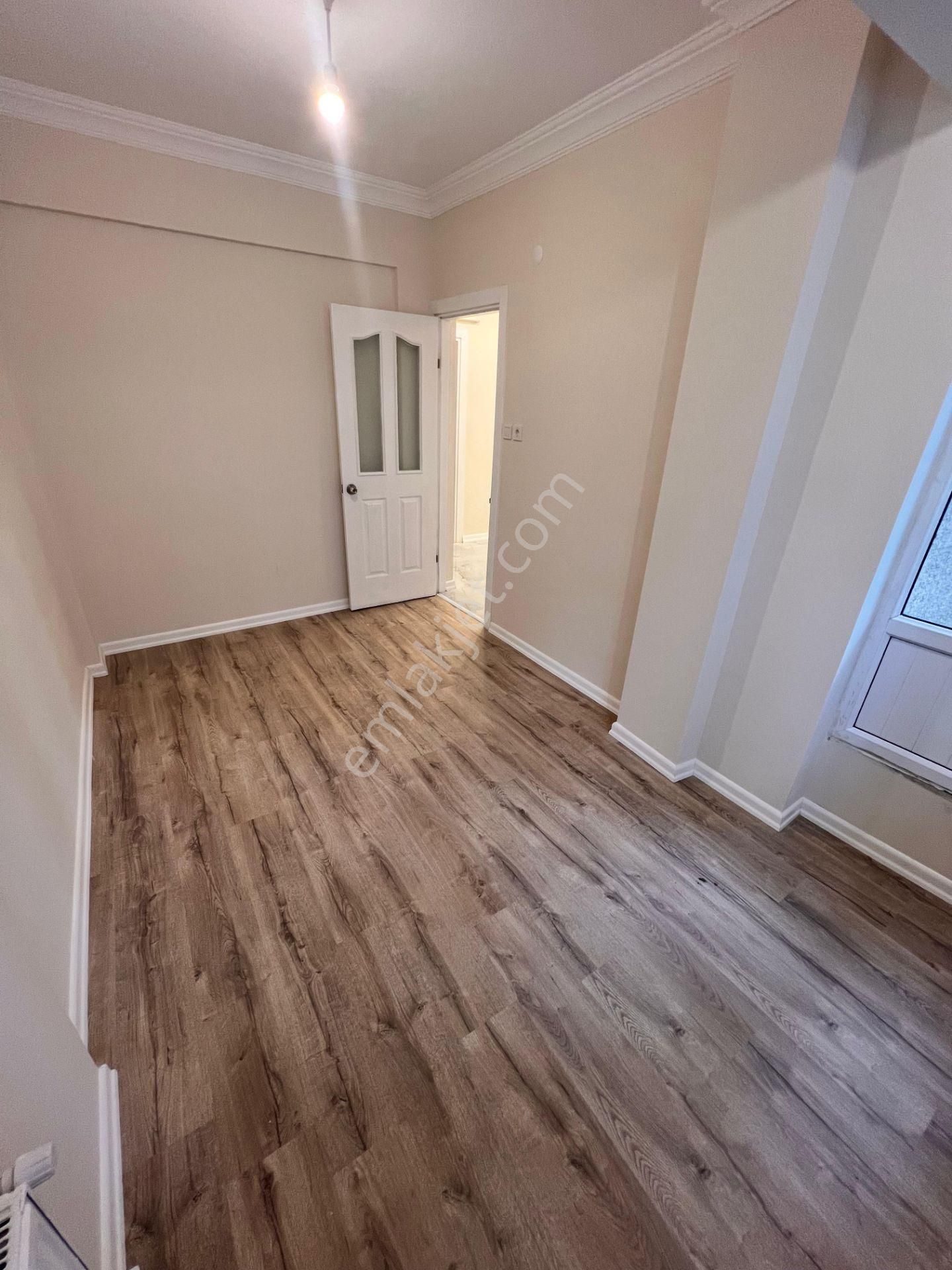 Kaçmaz'dan Sahilde Marmaya Yakın Cadde Üzeri Sokağa Ceğheli 3+1 - Görsel 20