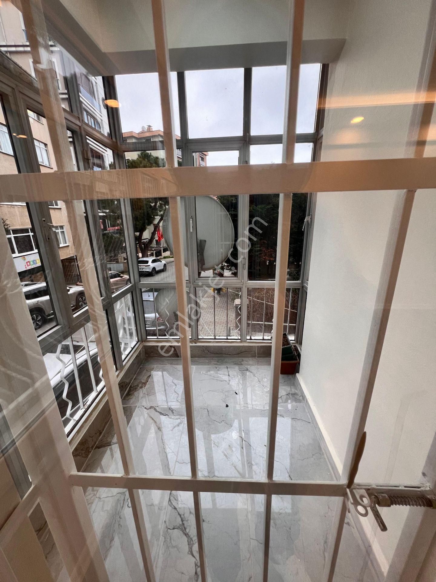 Kaçmaz'dan Sahilde Marmaya Yakın Cadde Üzeri Sokağa Ceğheli 3+1 - Görsel 27