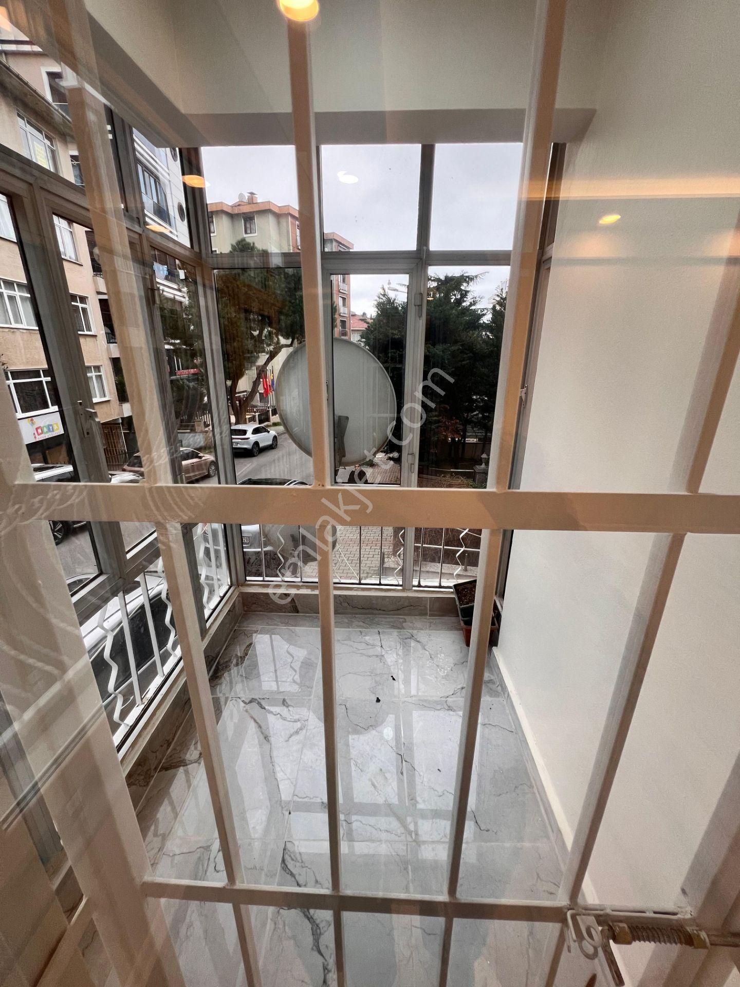 Kaçmaz'dan Sahilde Marmaya Yakın Cadde Üzeri Sokağa Ceğheli 3+1 - Görsel 31