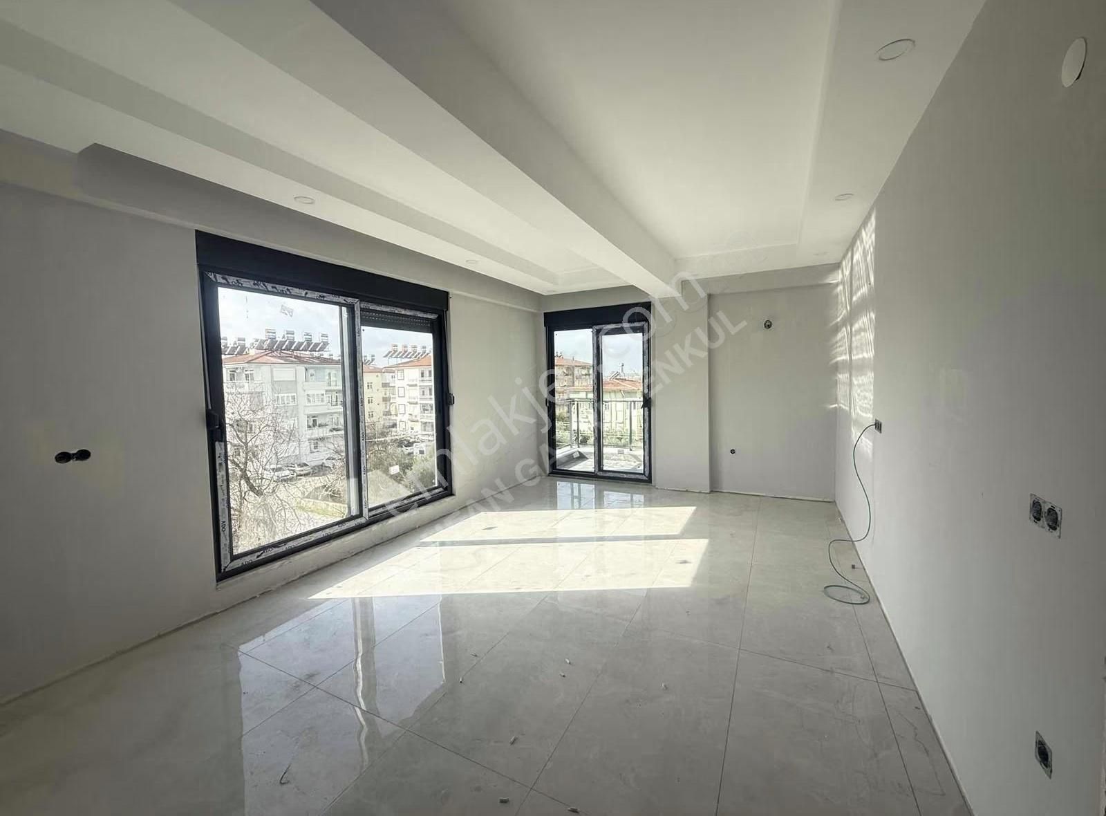 Manavgat Çolaklıda Sıfır Ultralüks 2+1 Daire - Görsel 16
