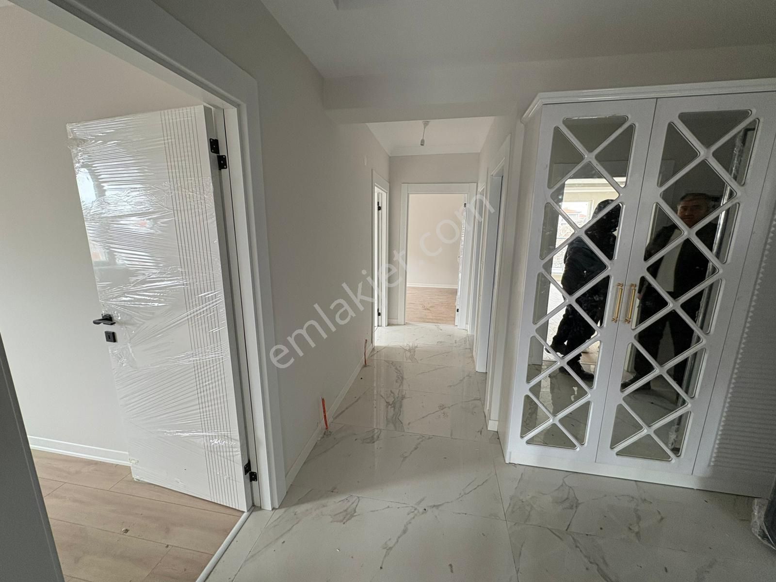 Yılmazer'den Şahane Tasarımyla Güny Cepheli Manzaralı Arakat 3+1 - Görsel 18