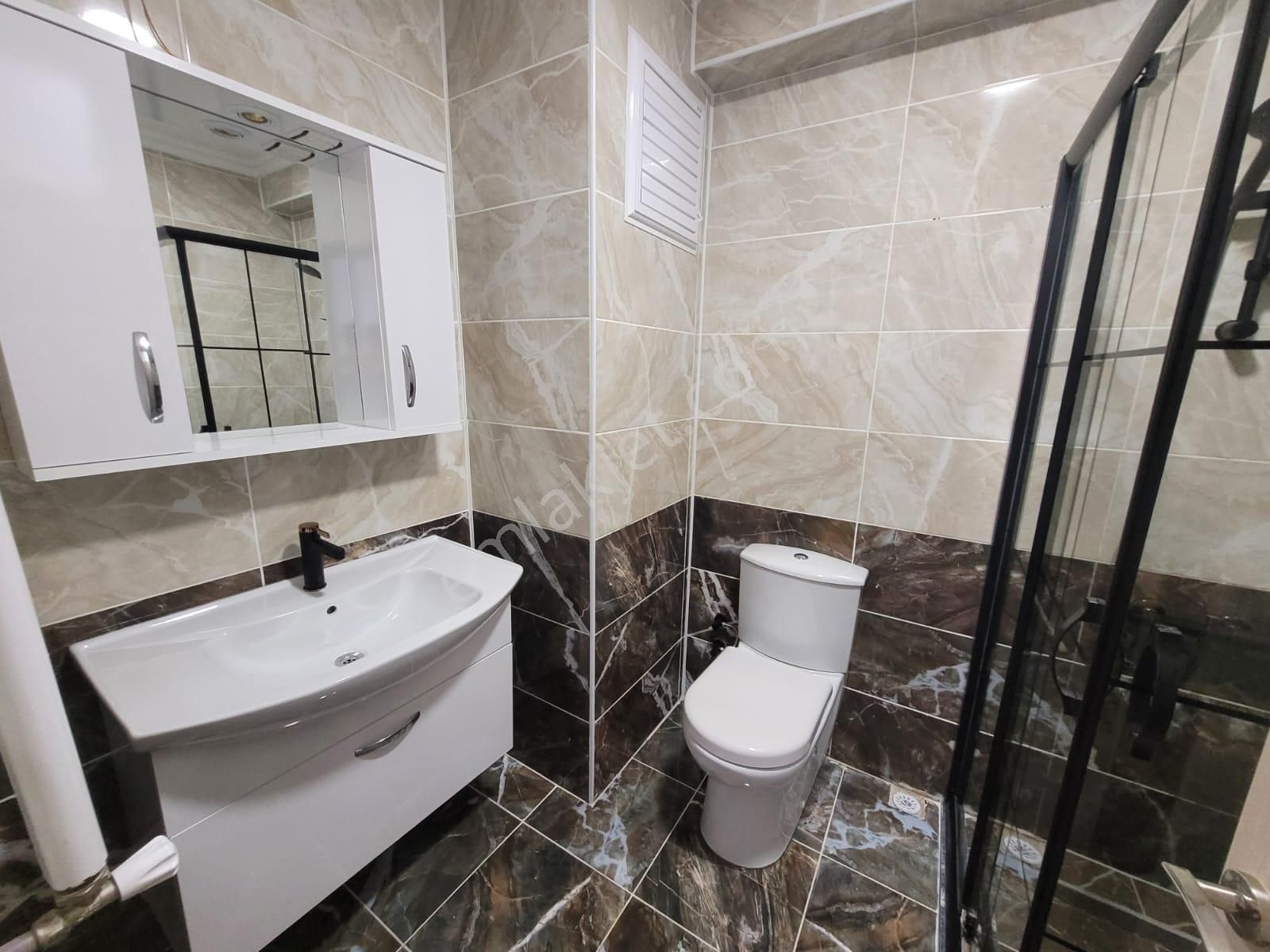 Delux'den Hürriyet Mah.'de Havuz Manzaralı Geniş Lux 2+1 - Görsel 27