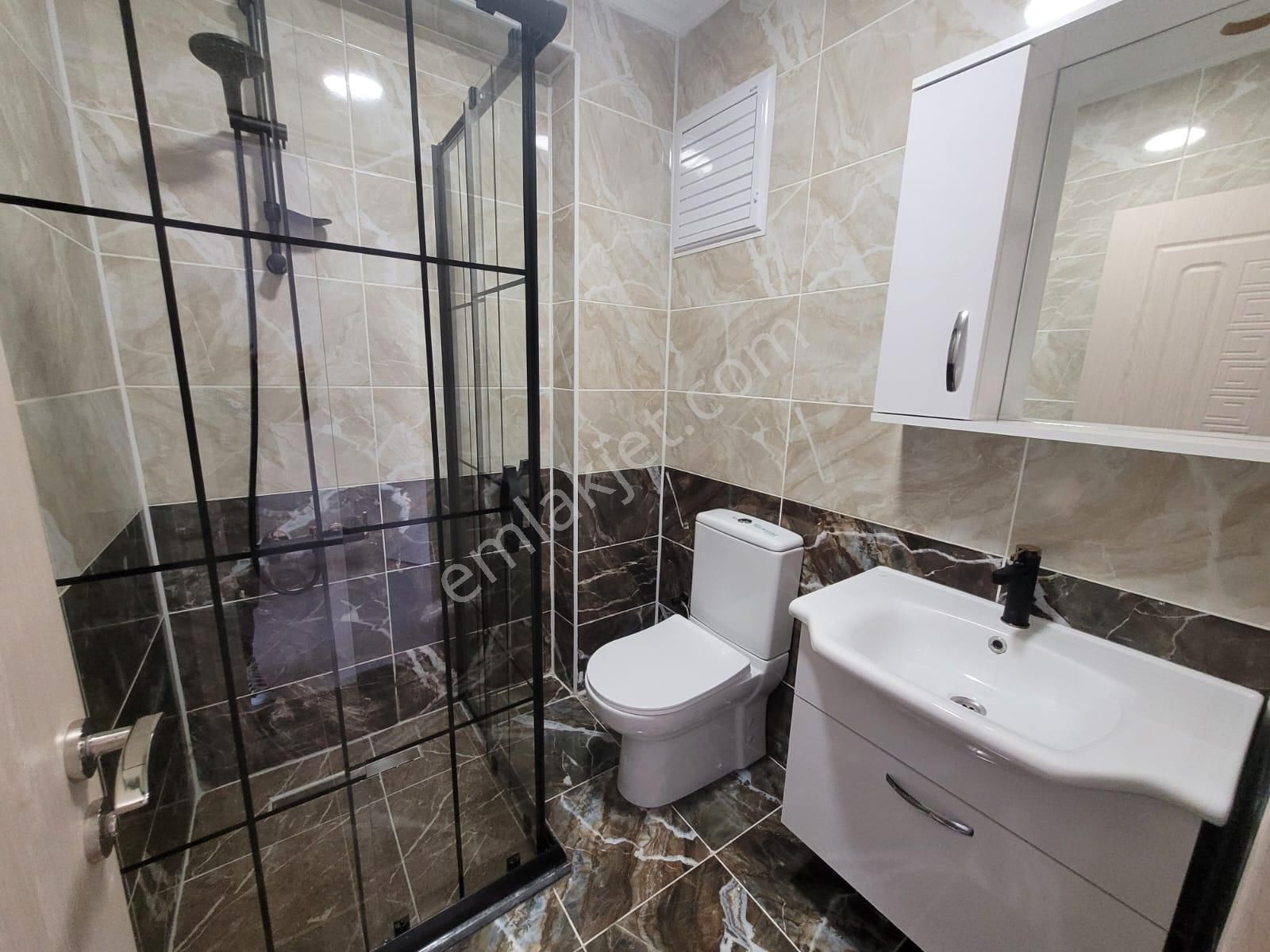 Delux'den Hürriyet Mah.'de Havuz Manzaralı Geniş Lux 2+1 - Görsel 26