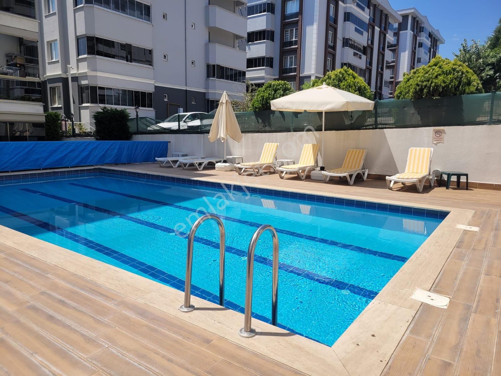 Delux'den Hürriyet Mah.'de Havuz Manzaralı Geniş Lux 2+1 - Görsel 30