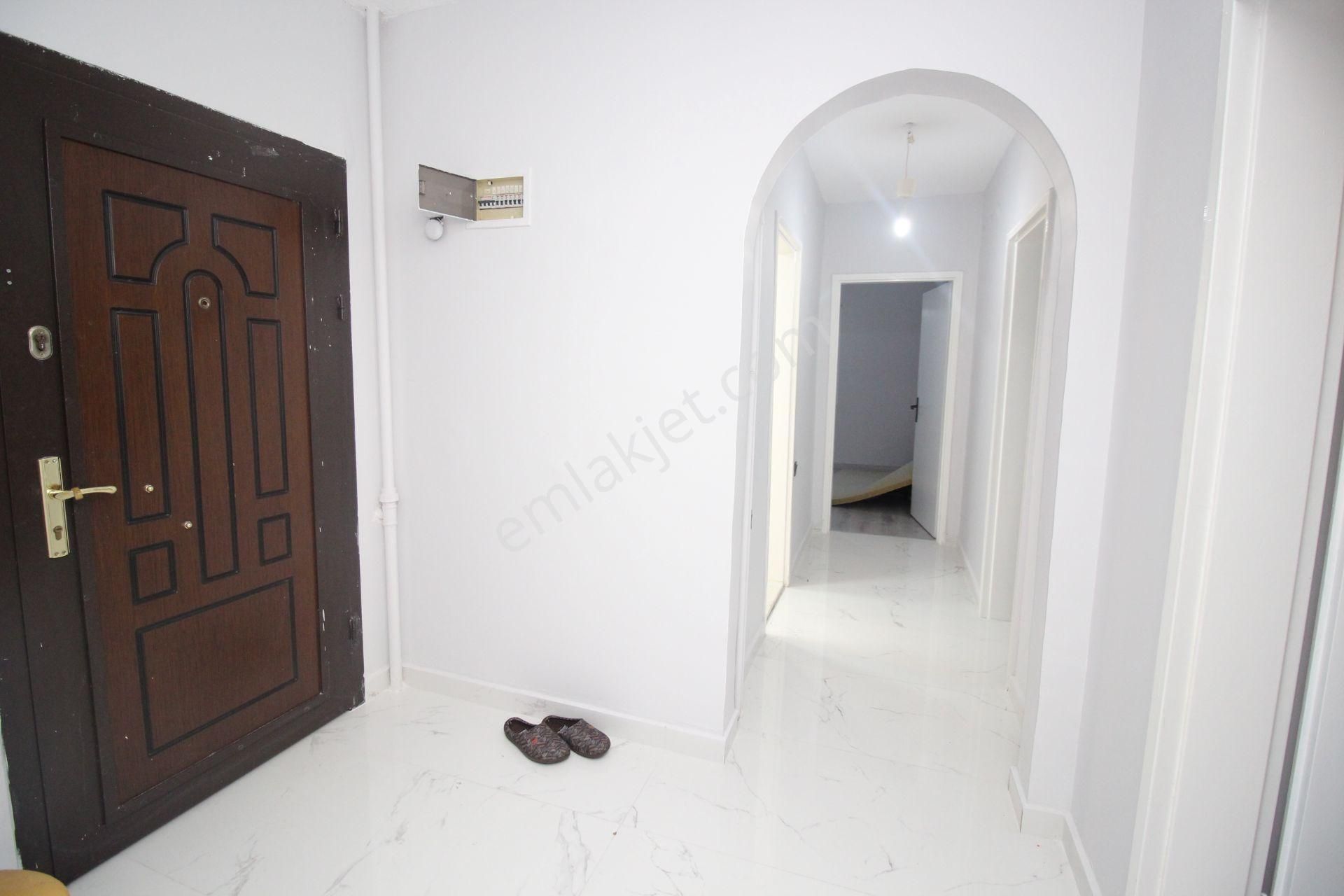 Elvankent Banka Blokları'nda Arakat Asansörlü Manzaralı 2+1 Satılık Daire - Görsel 23