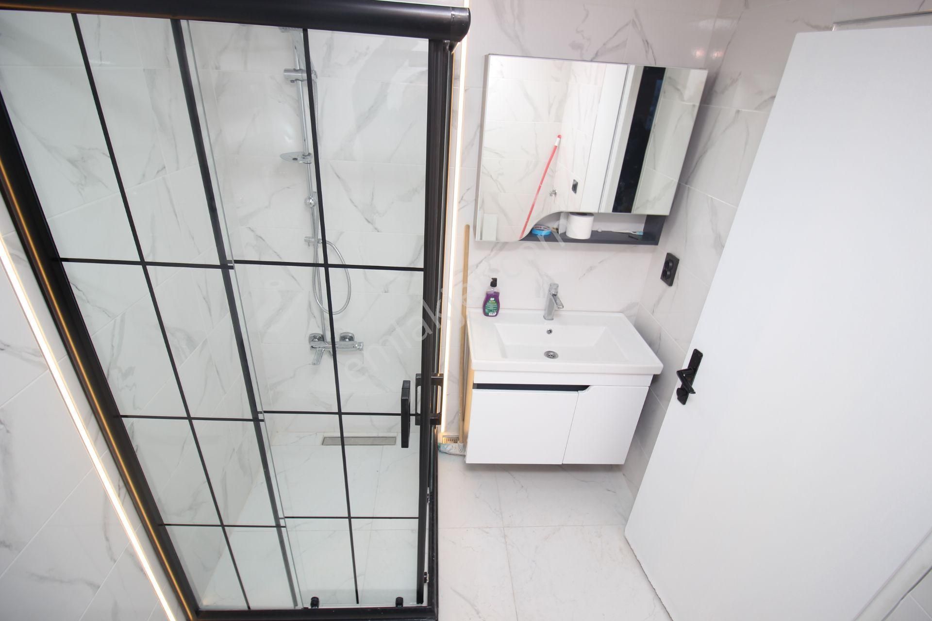 Elvankent Banka Blokları'nda Arakat Asansörlü Manzaralı 2+1 Satılık Daire - Görsel 19