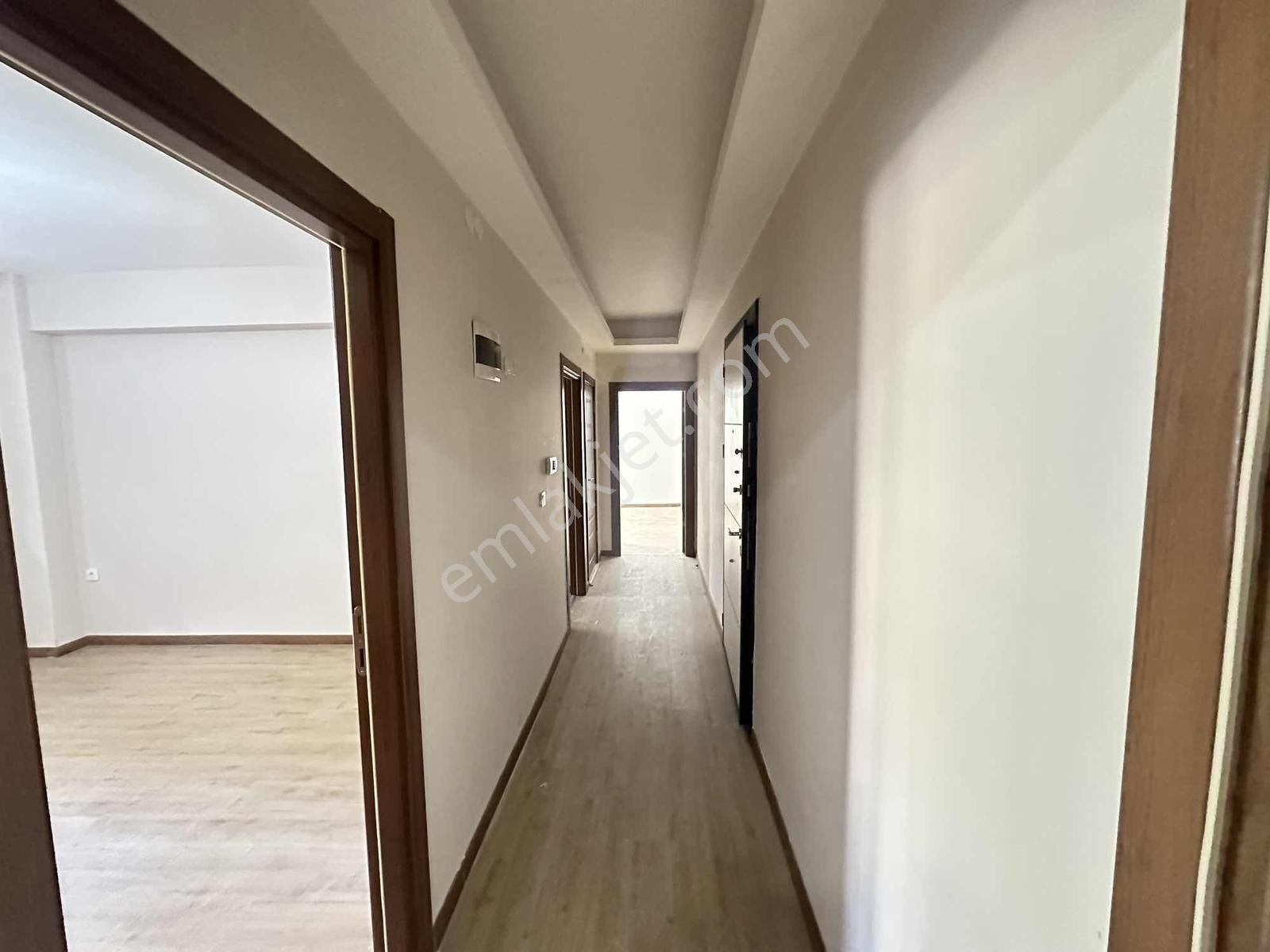 Kapaklı İnönü Mah Merkezi Konumda Kiralık 2+1 Daire - Görsel 2